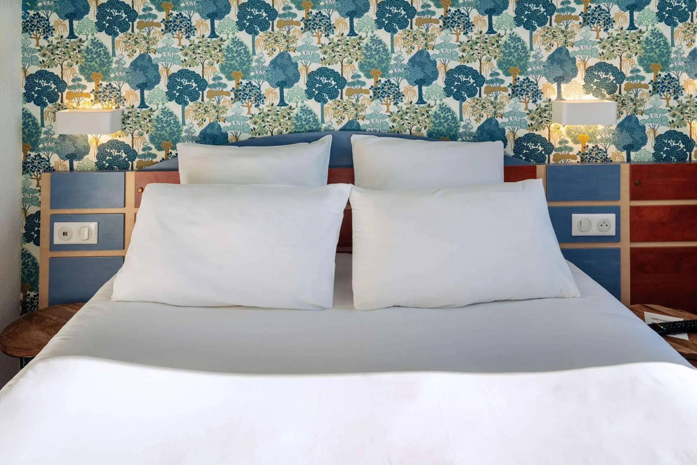 Bedroom, Bed in Sure Hotel by Best Western Sarlat-la-Canéda Bedroom, Bed in Sure Hotel by Best Western Sarlat-la-Canéda