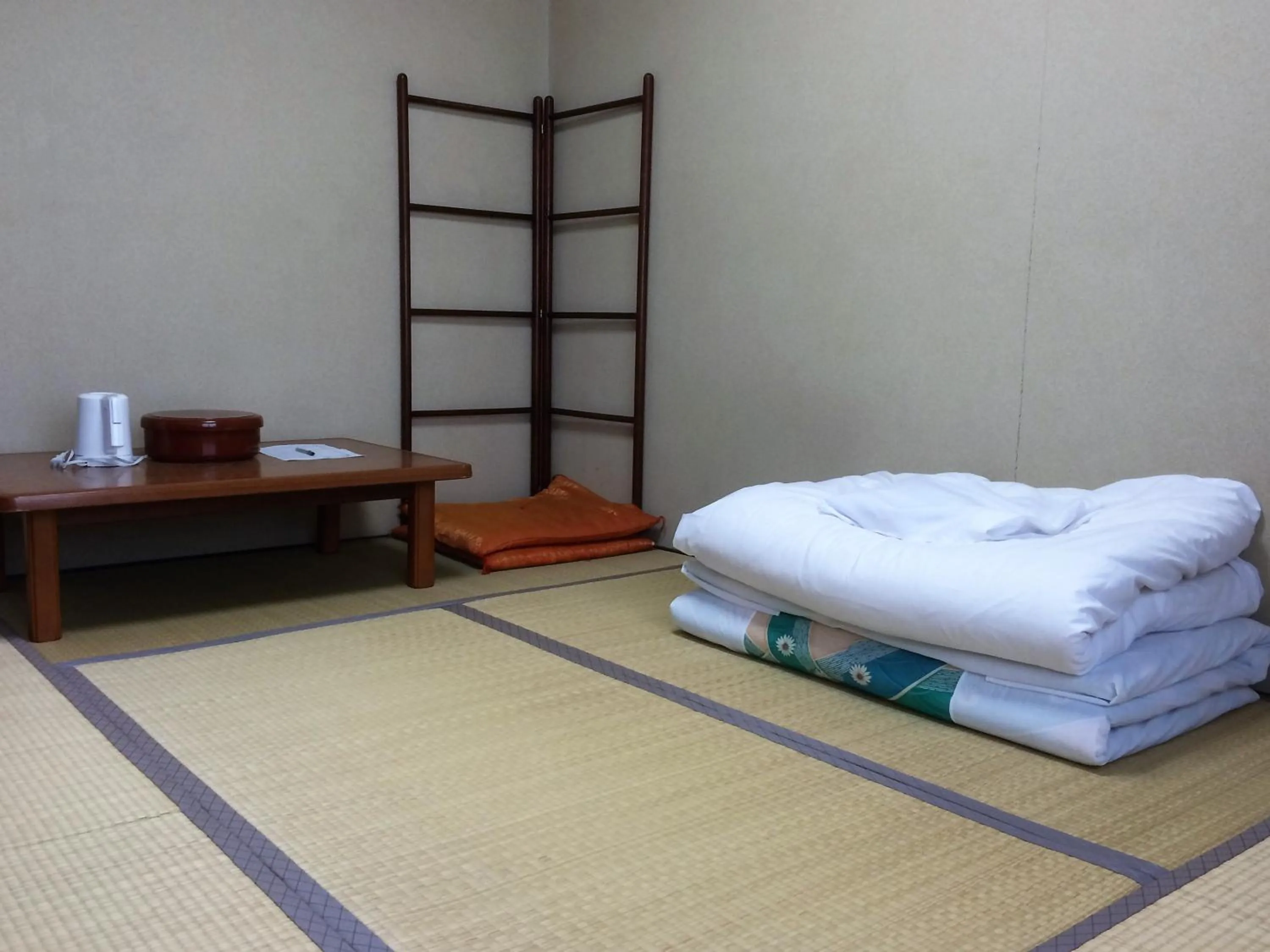 Bedroom, Bed in Iris Yu