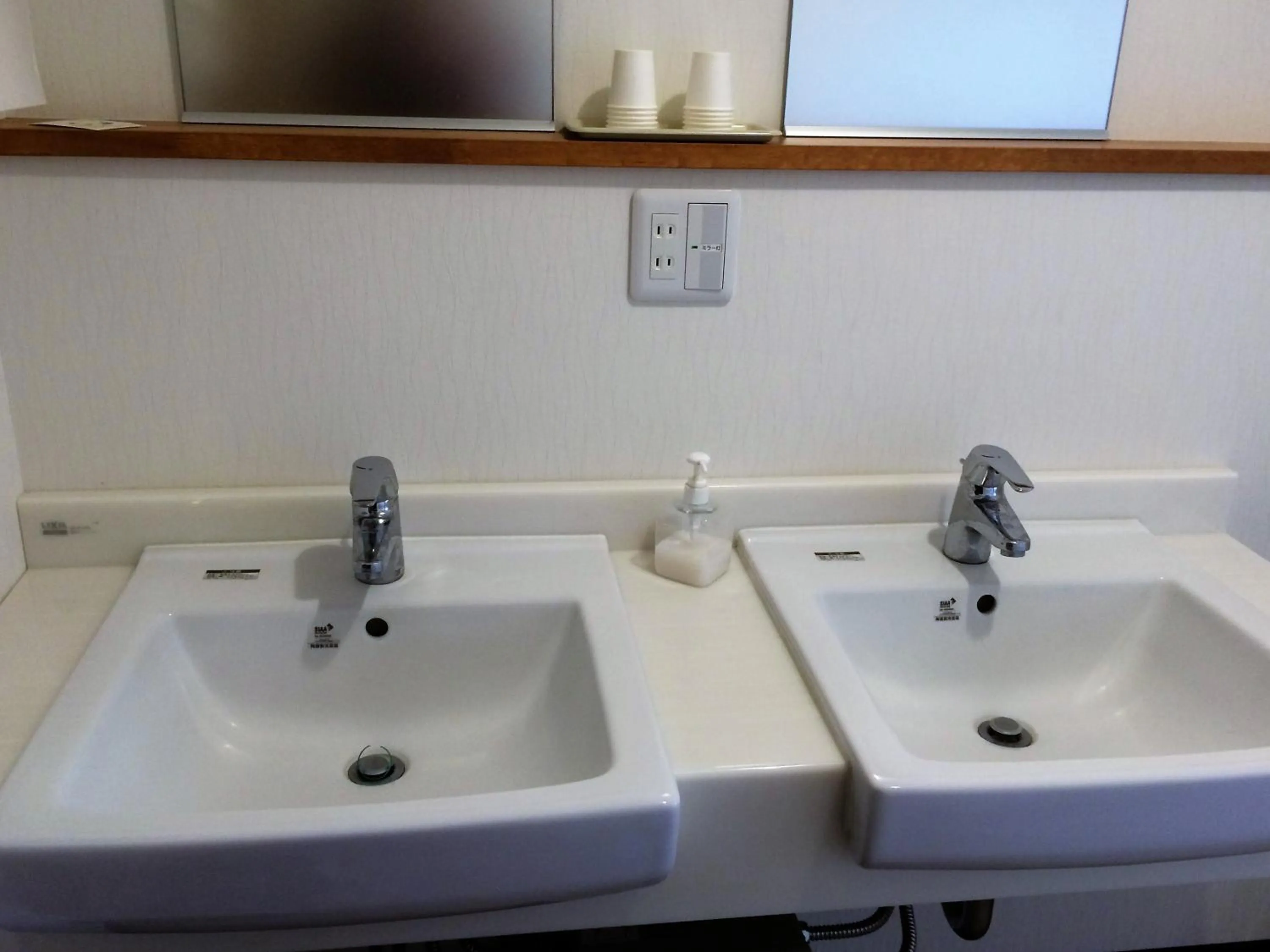 Spa and wellness centre/facilities in Iris Yu