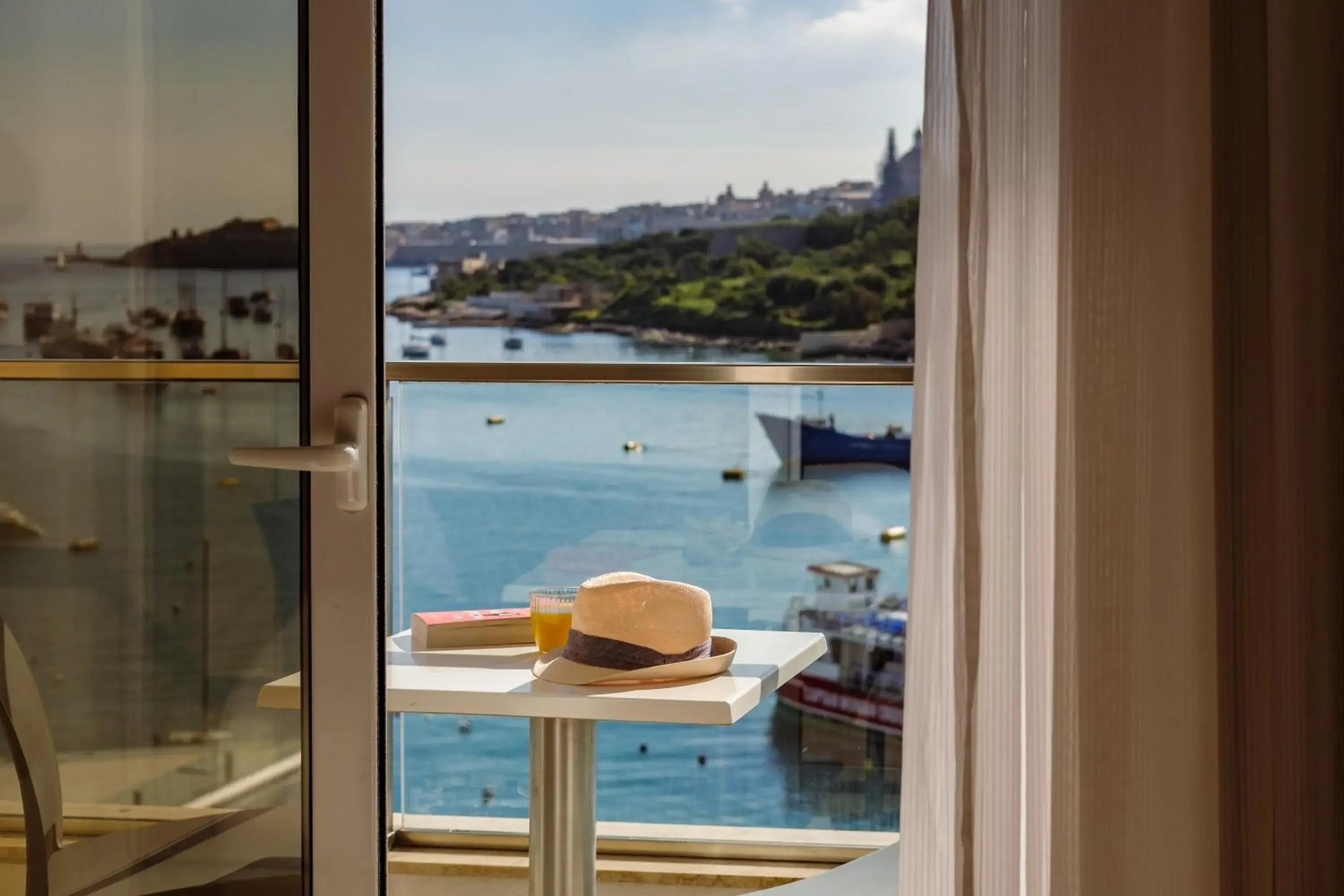 Family Suite with Sea View in 115 The Strand Hotel by NEU Collective Family Suite with Sea View in 115 The Strand Hotel by NEU Collective