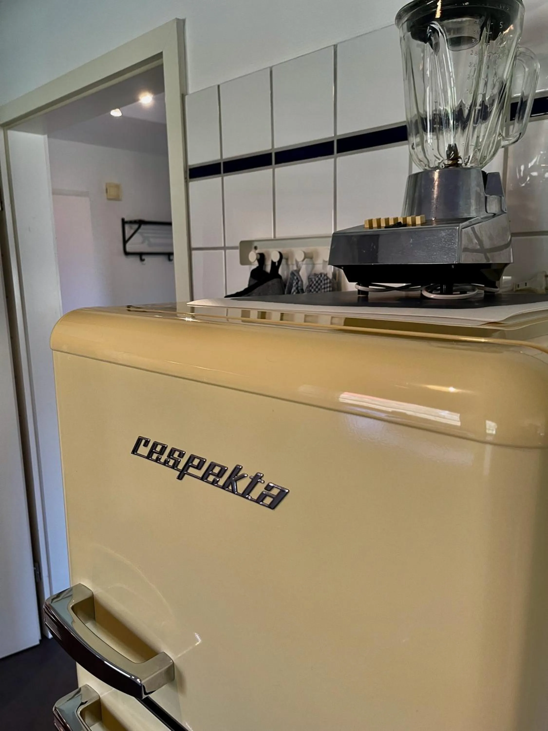 Kitchen or kitchenette in Hinners-Hoff Apartments