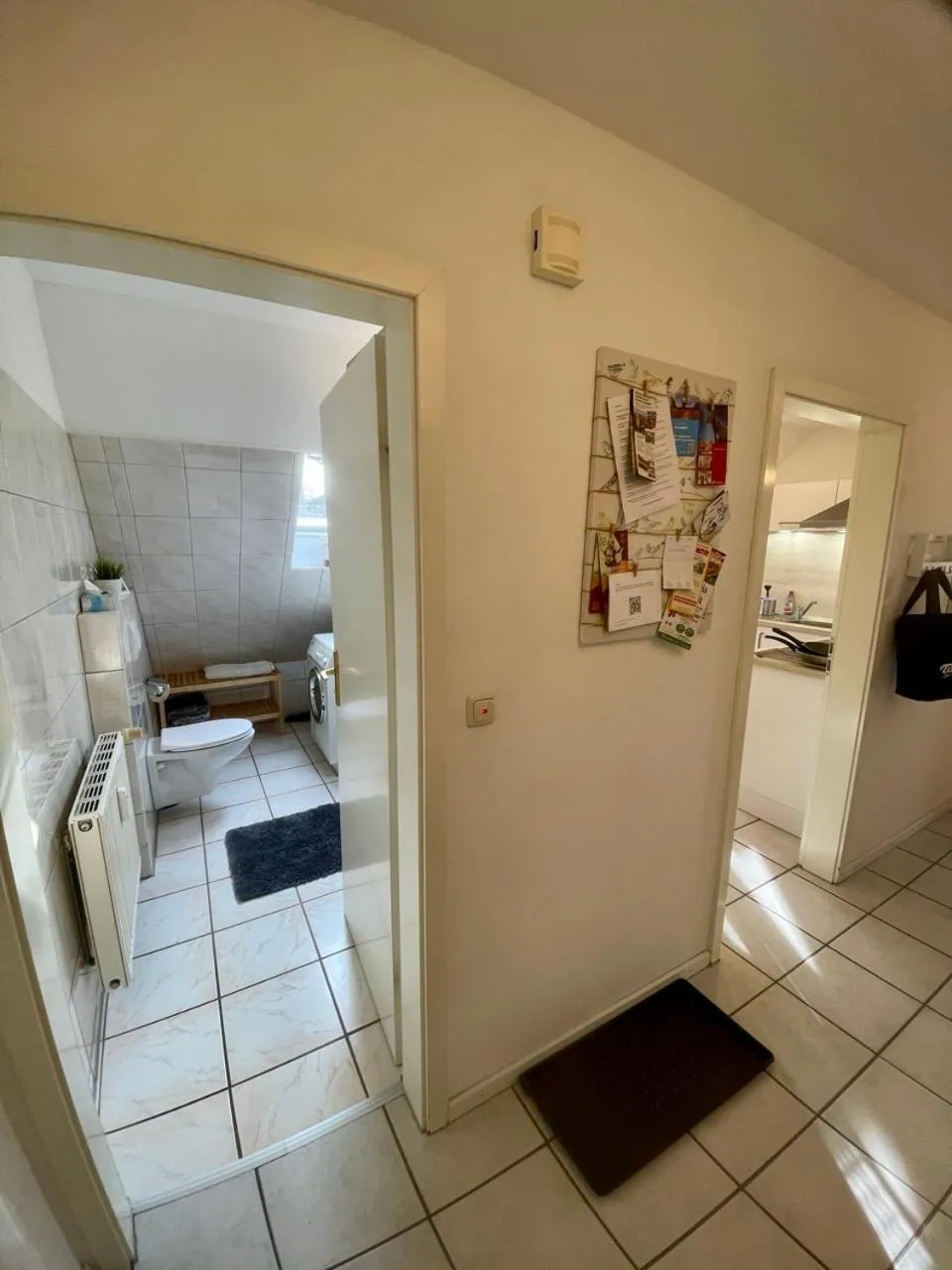Bathroom in Hinners-Hoff Apartments