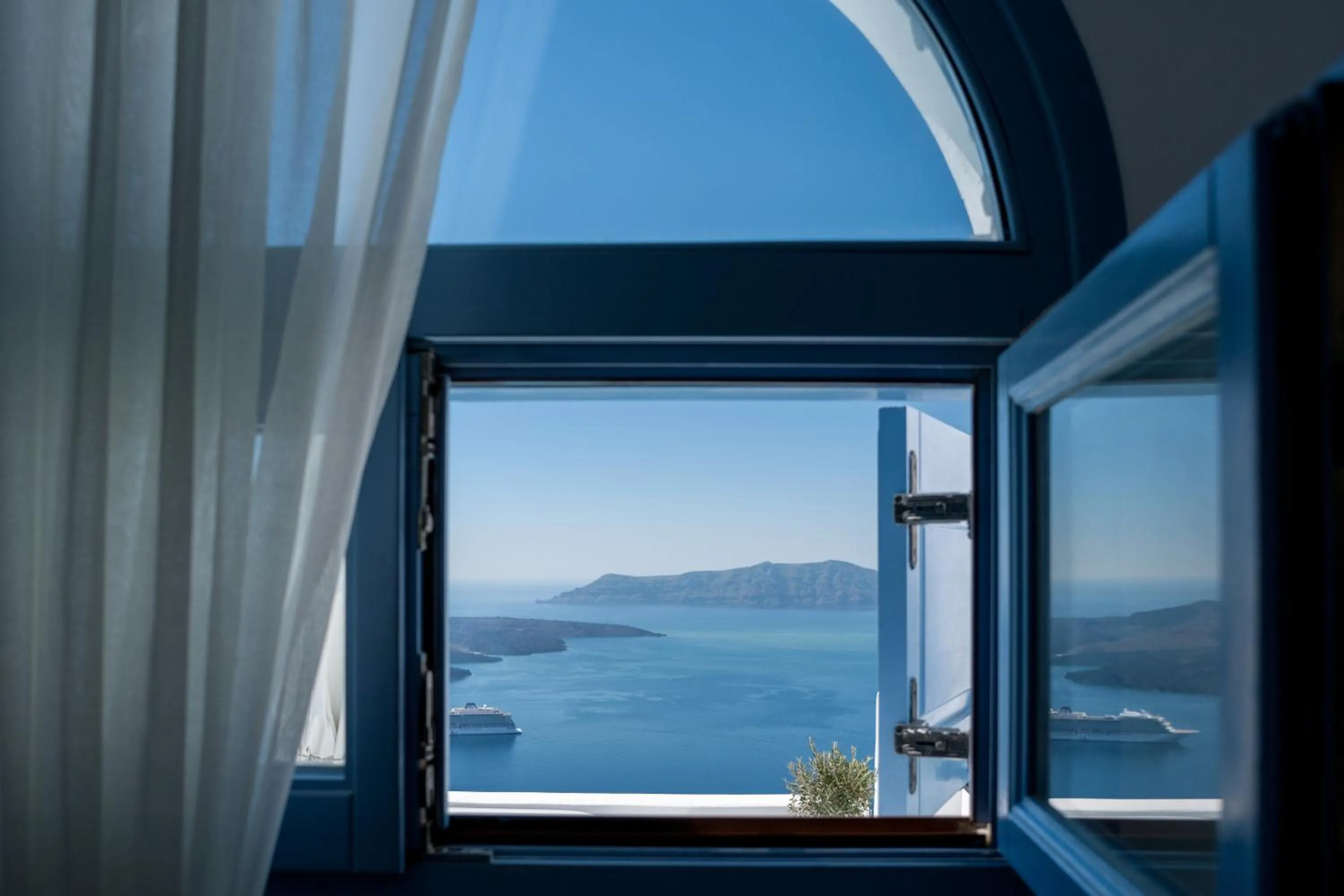 Living room in Kamares Apartments