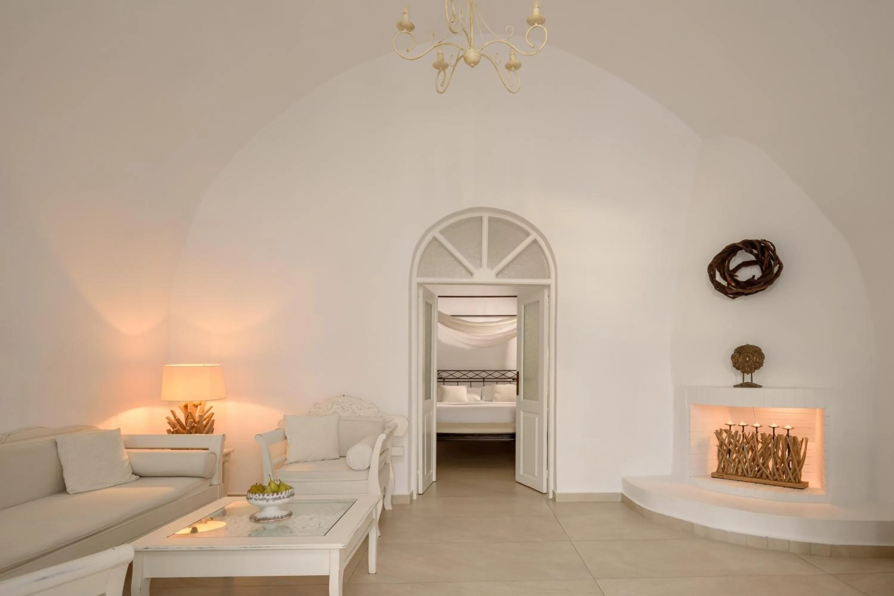 Day, Bed in Kamares Apartments