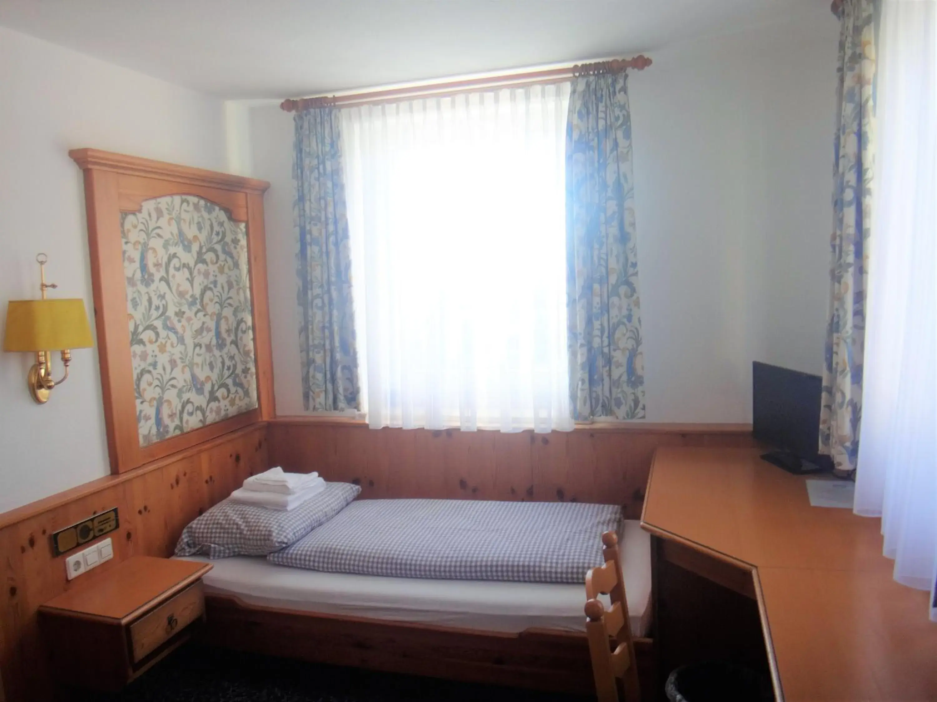 Bed in Bodenseehotel Lindau Bed in Bodenseehotel Lindau