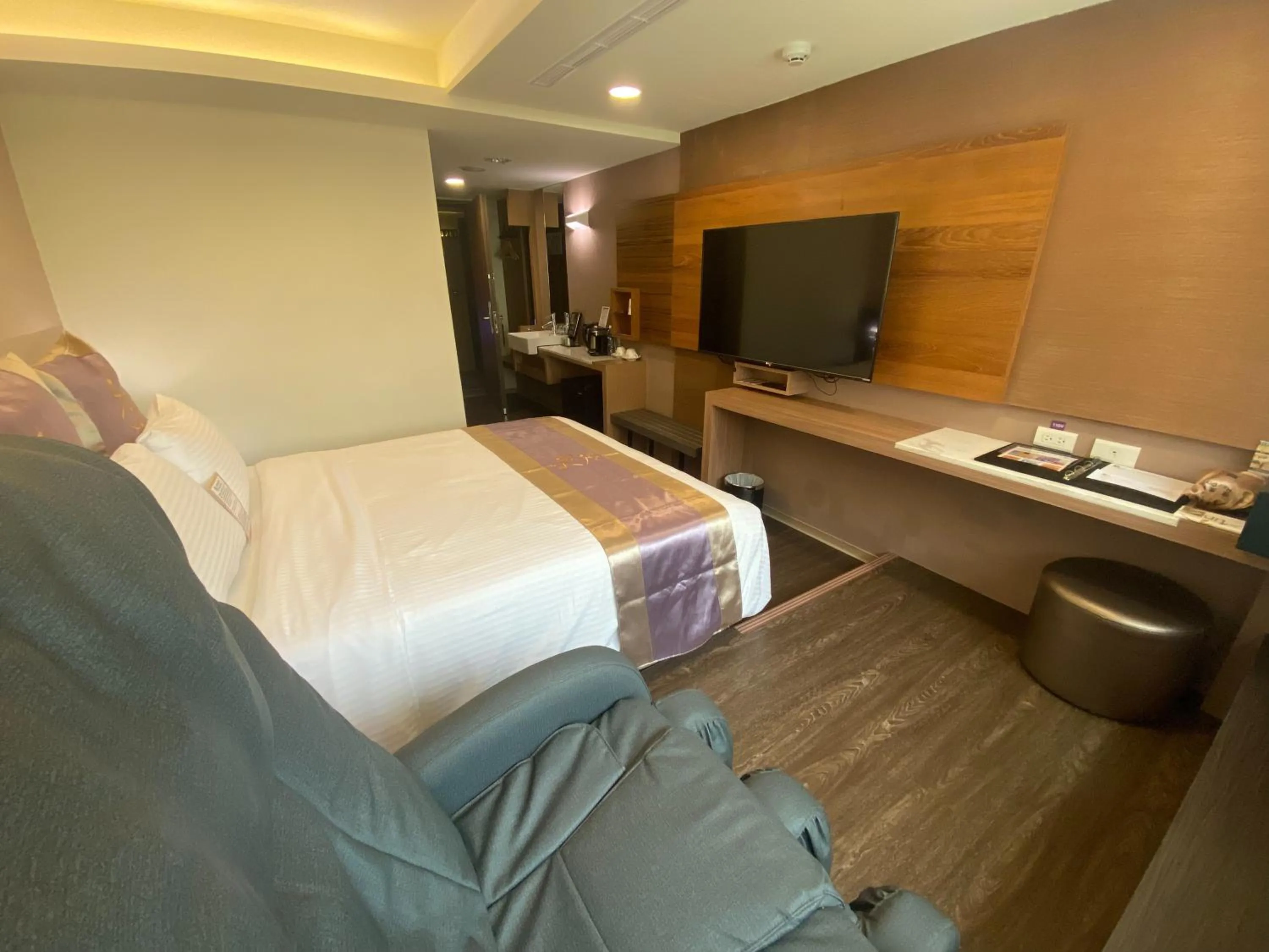 Bedroom, Bed in Sun Hotel Kaohsiung