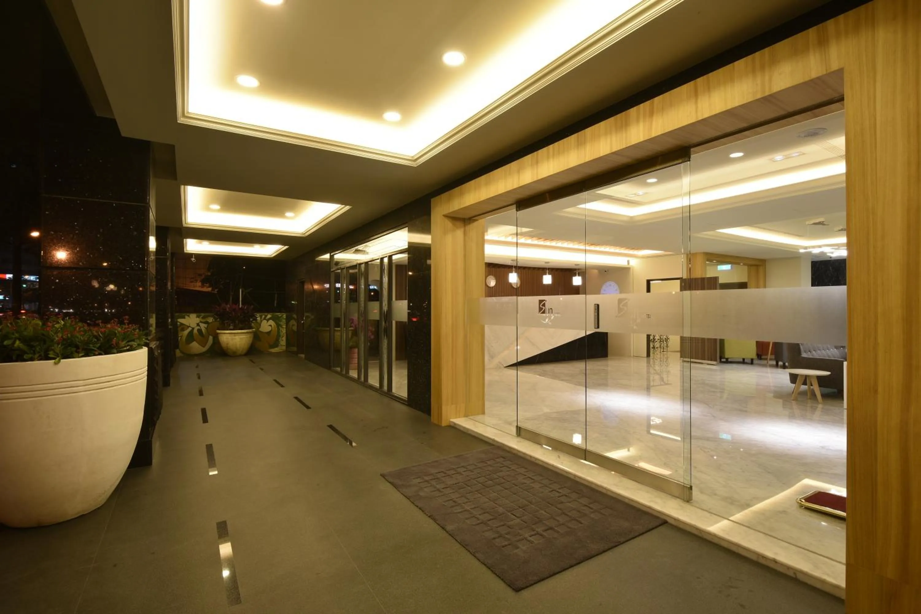 Property building in Sun Hotel Kaohsiung