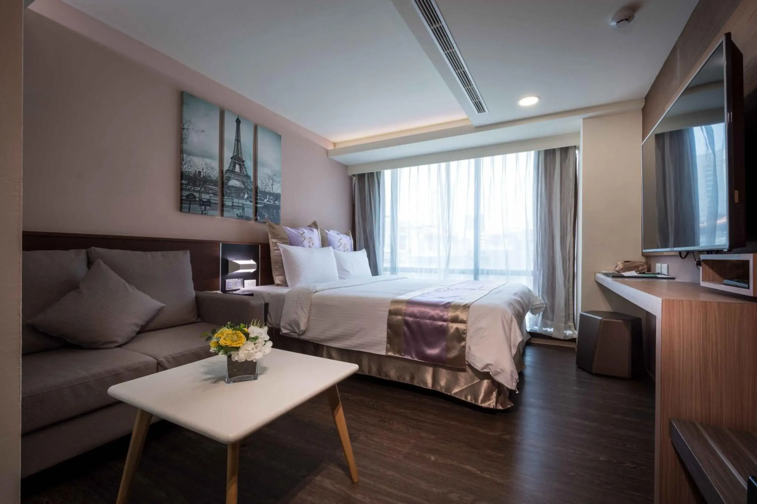 Bedroom, Bed in Sun Hotel Kaohsiung Bedroom, Bed in Sun Hotel Kaohsiung