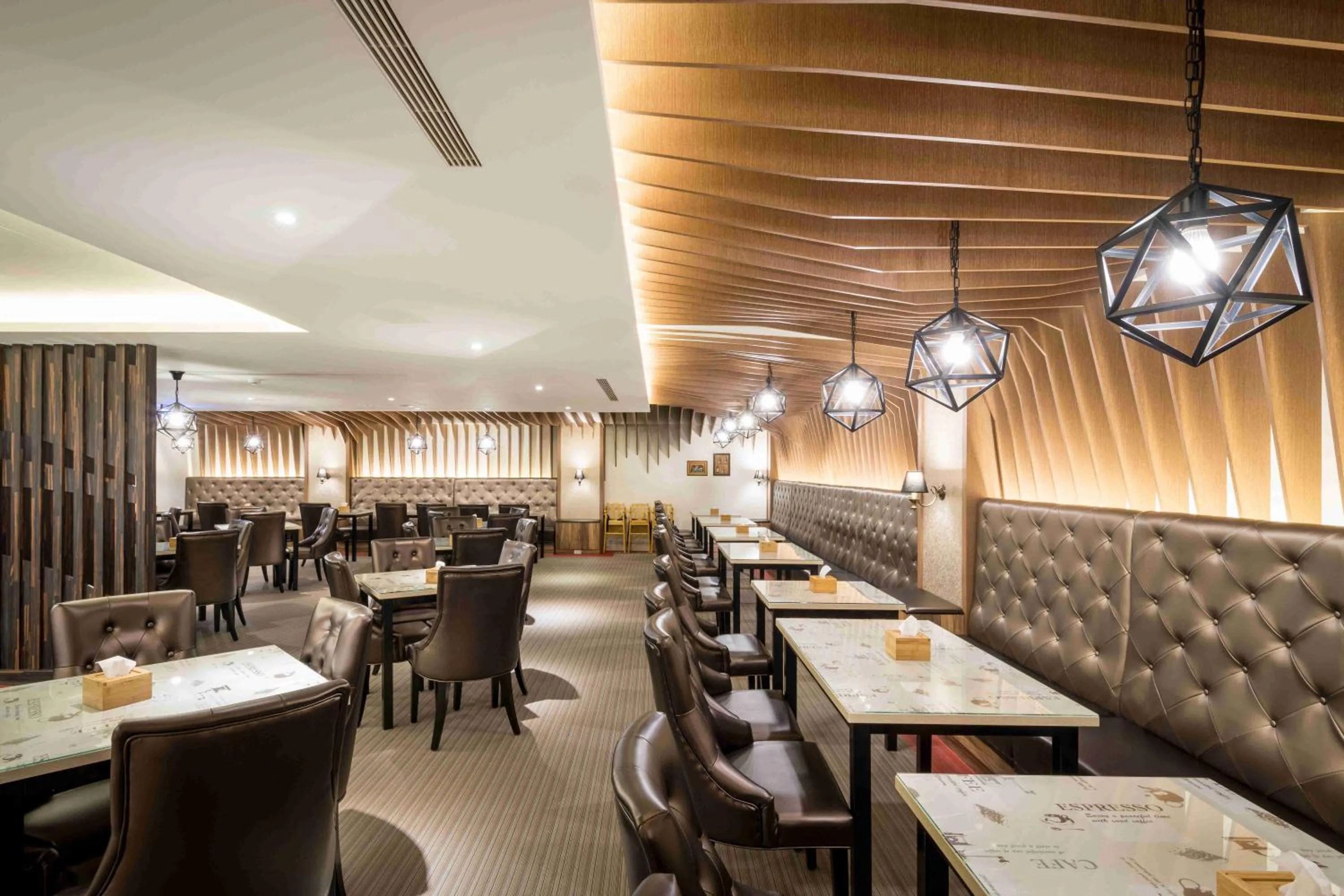 Restaurant/places to eat in Sun Hotel Kaohsiung