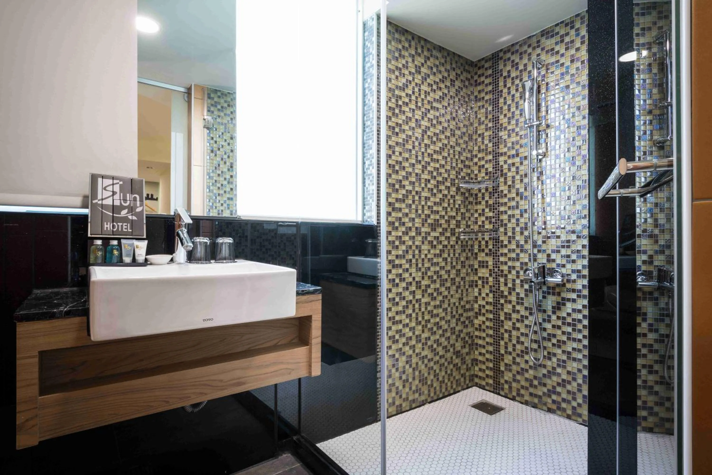 Bathroom in Sun Hotel Kaohsiung