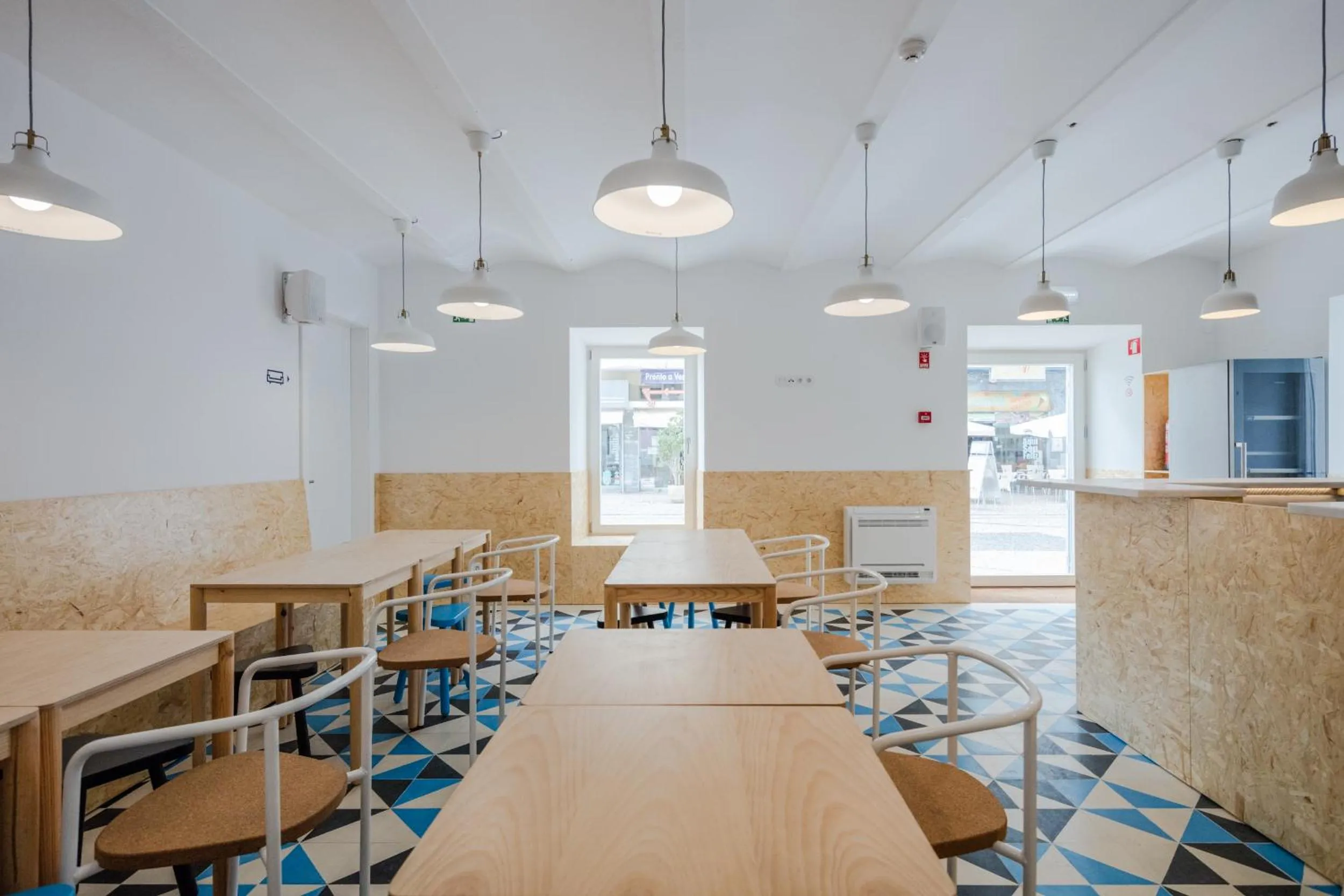 Lounge or bar in Hostel Conii & Suites Algarve