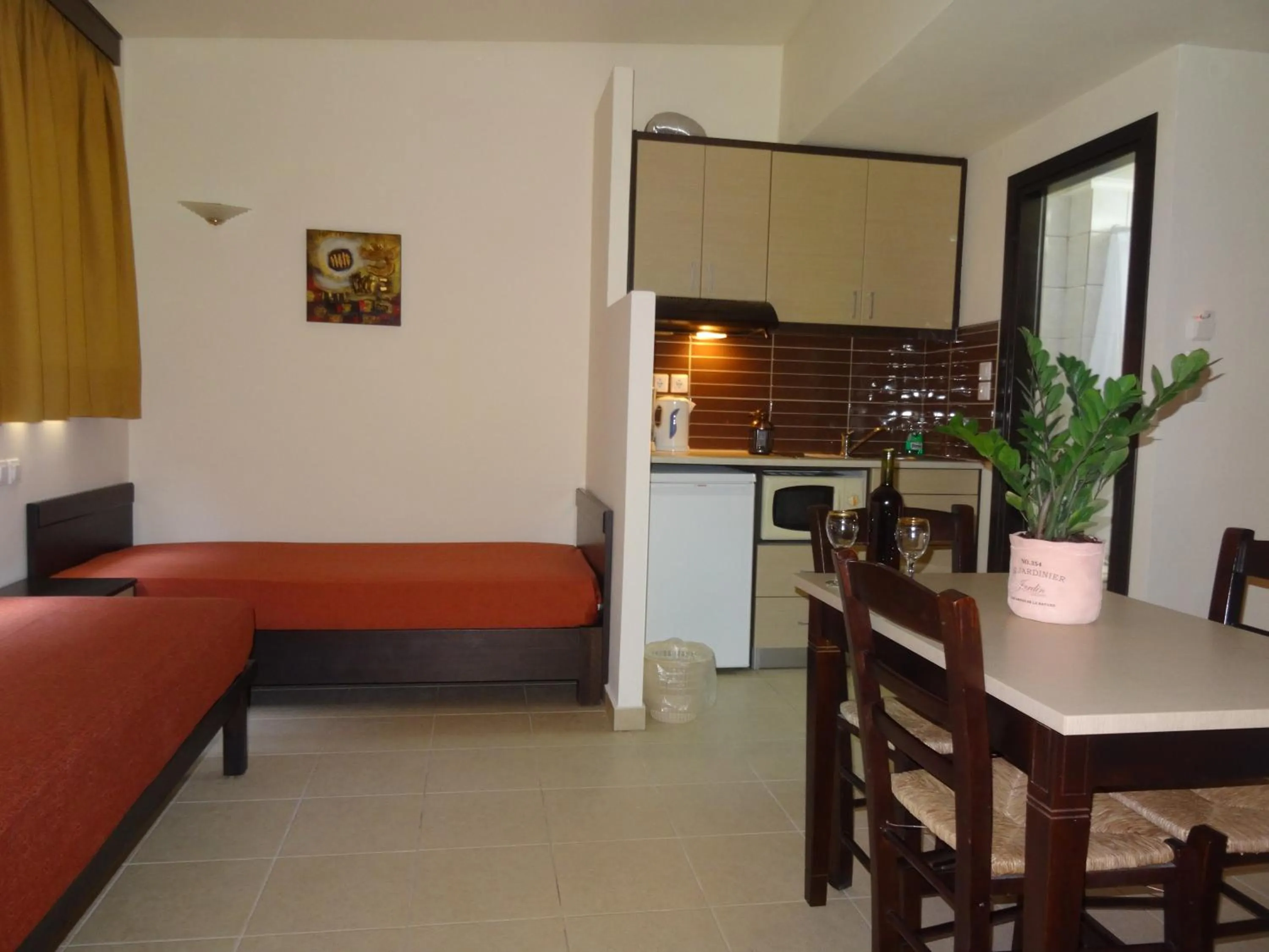 Photo of the whole room in Lito Apartments Paleochora