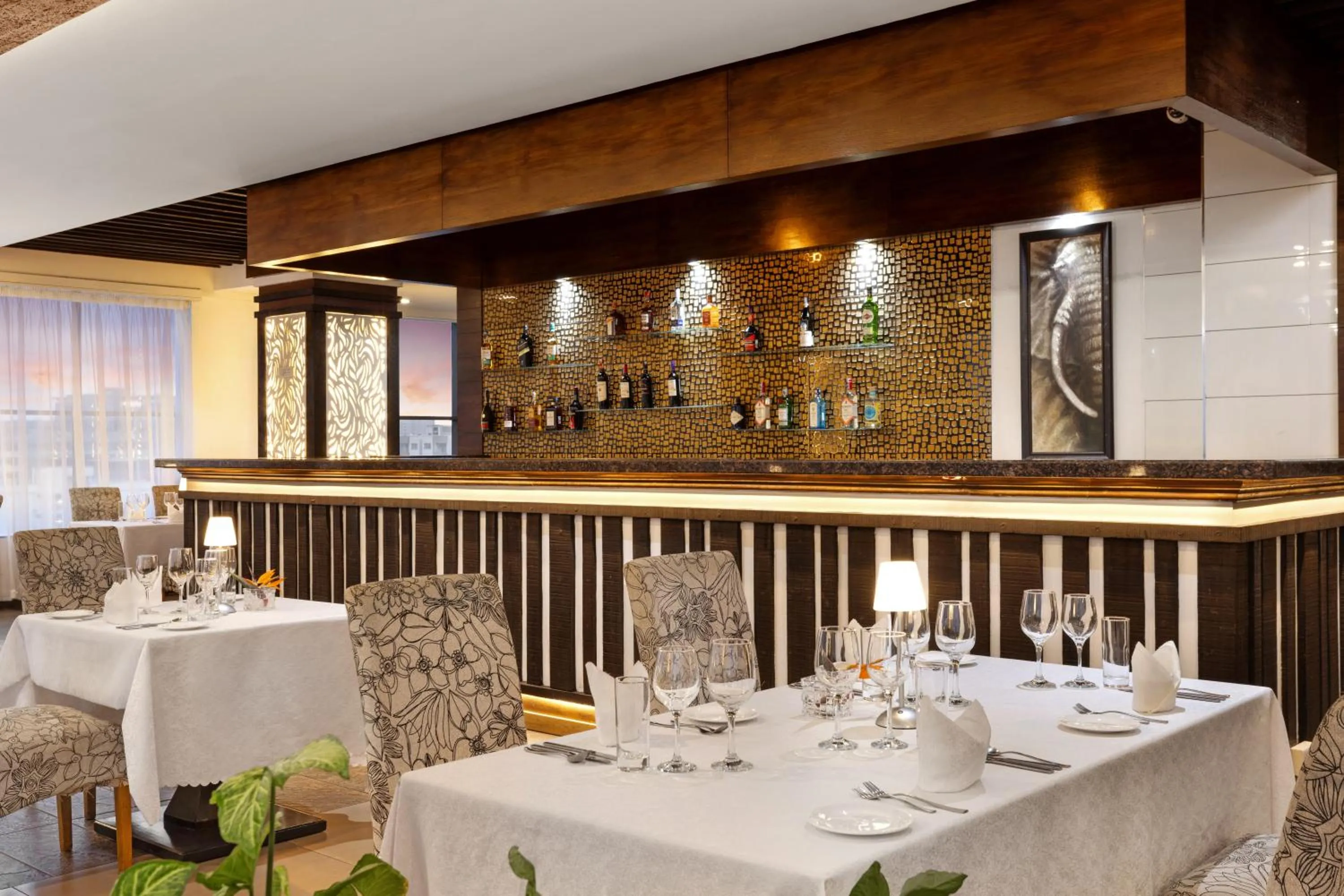 Restaurant/places to eat in Golden Tulip Westlands Nairobi