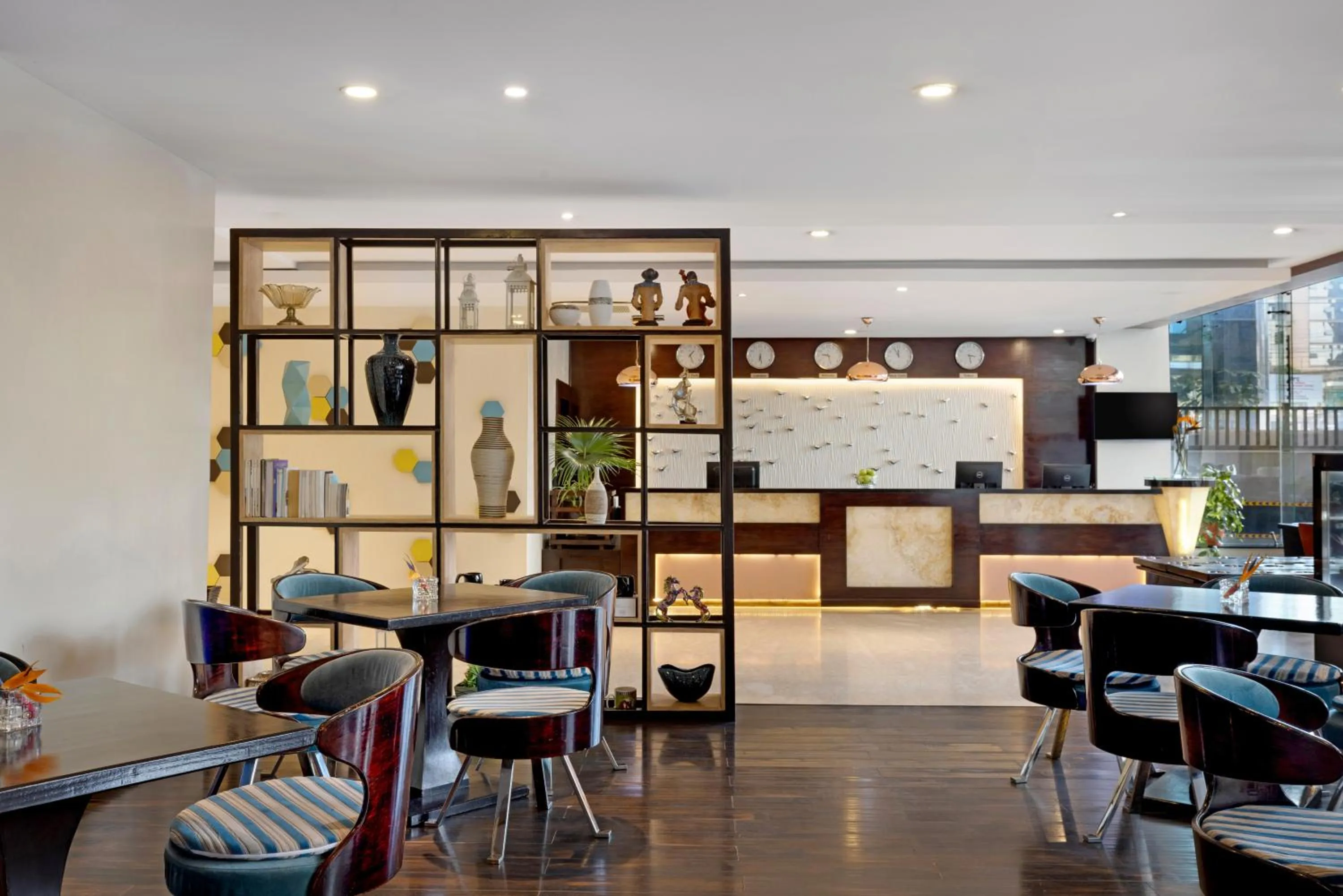 Restaurant/places to eat in Golden Tulip Westlands Nairobi