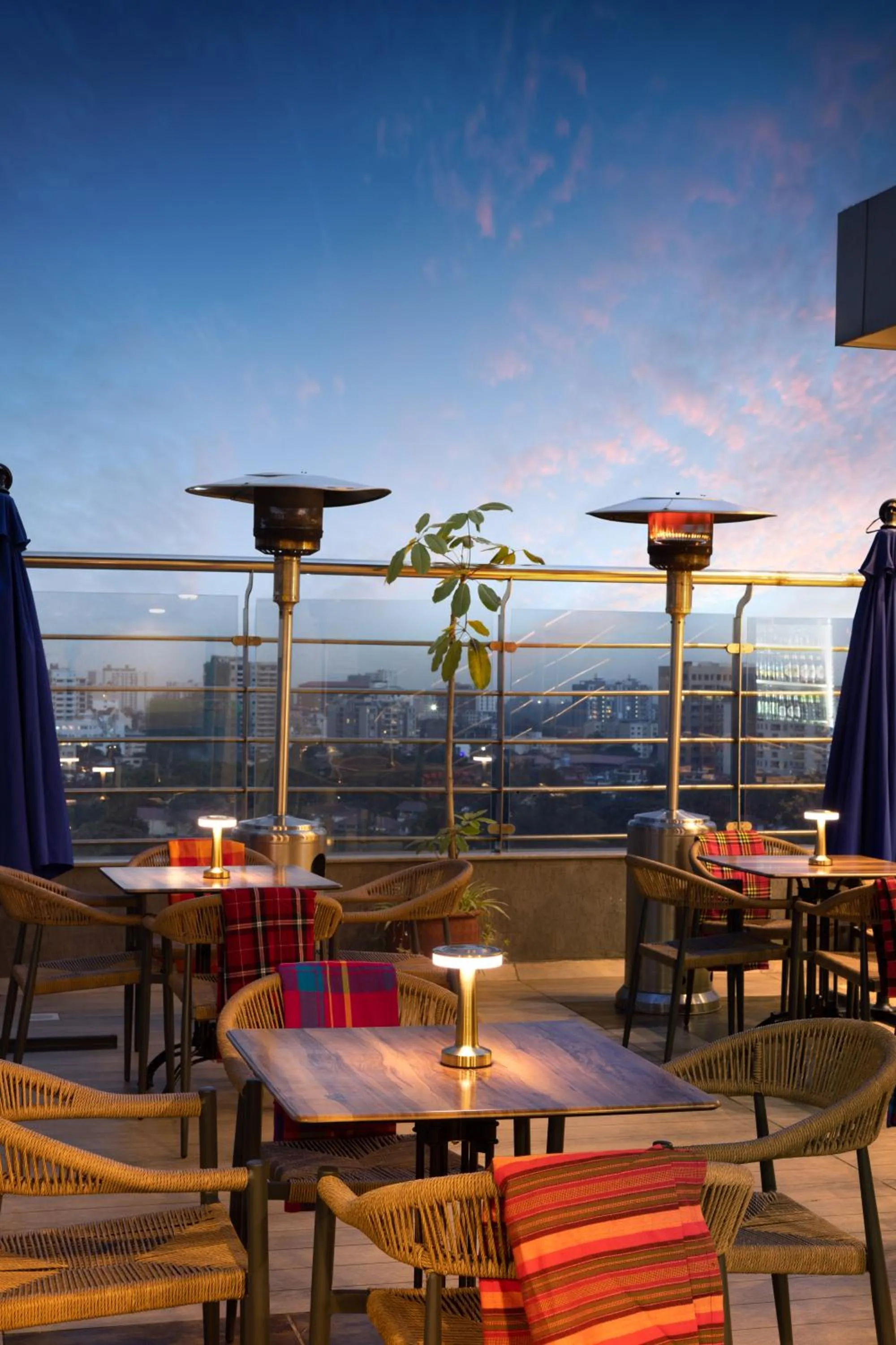 Lounge or bar in Golden Tulip Westlands Nairobi