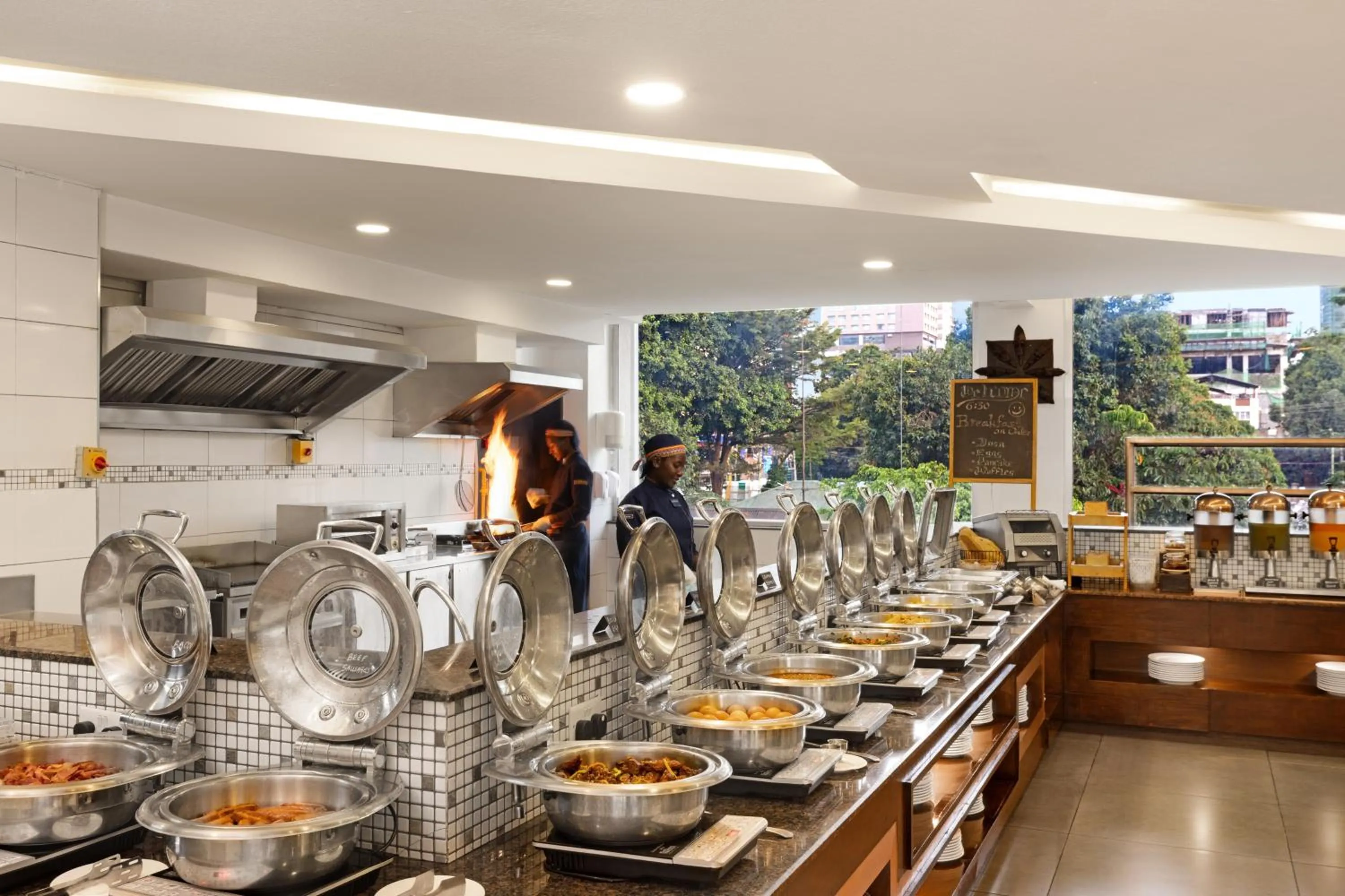 Restaurant/places to eat in Golden Tulip Westlands Nairobi