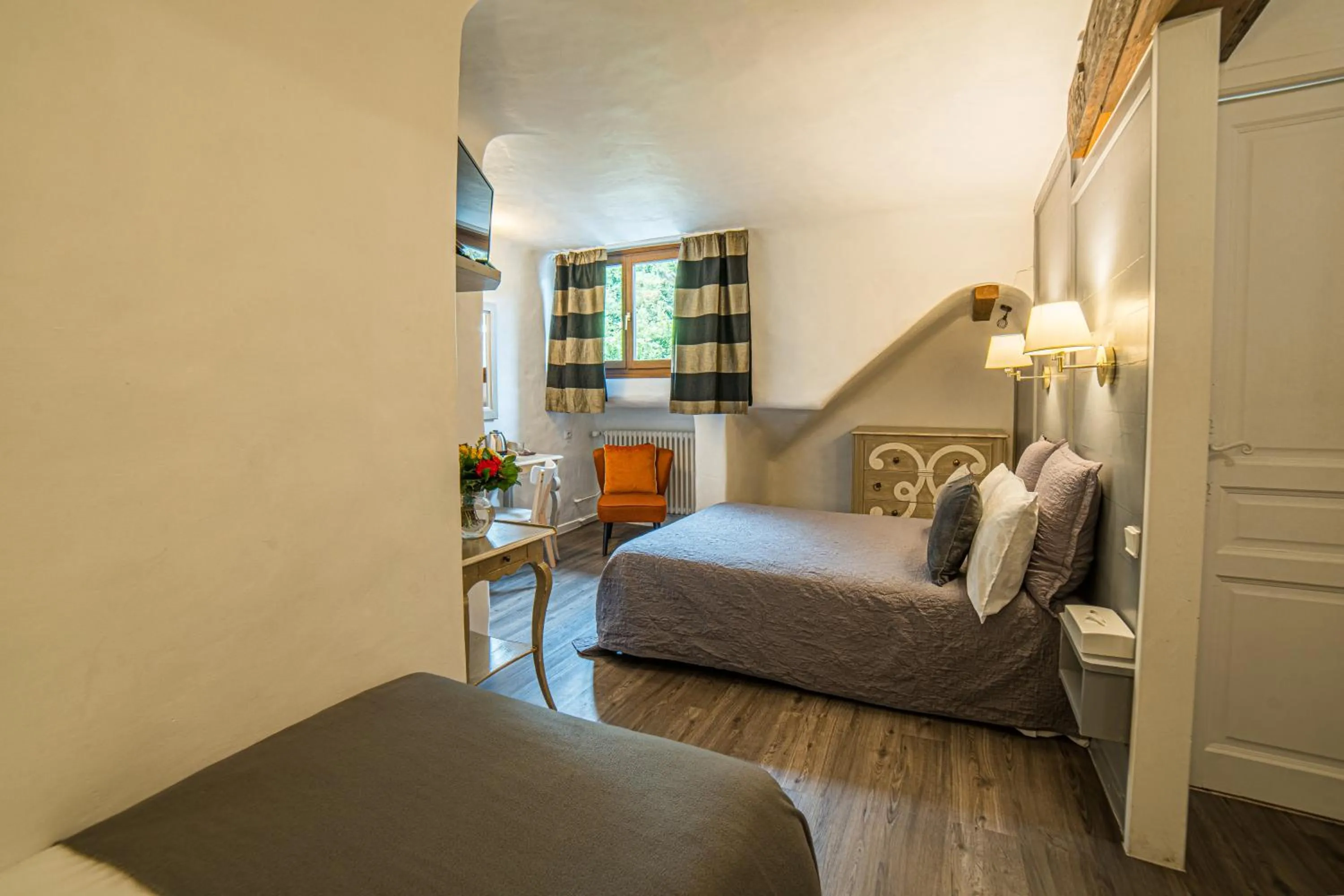 Bed in Hôtel Le Belvédère