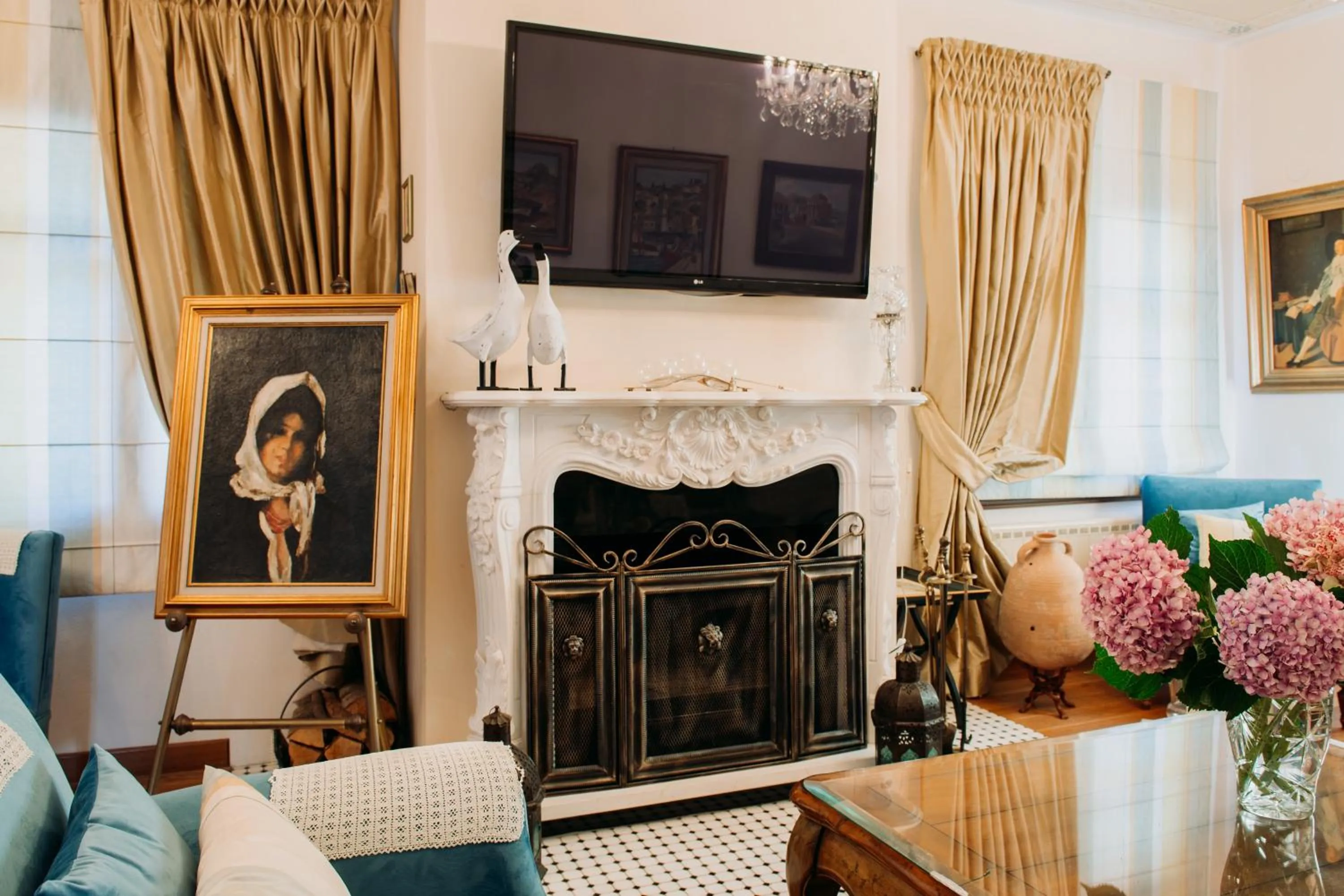 Living room in Elysian Luxury Villa Pelion