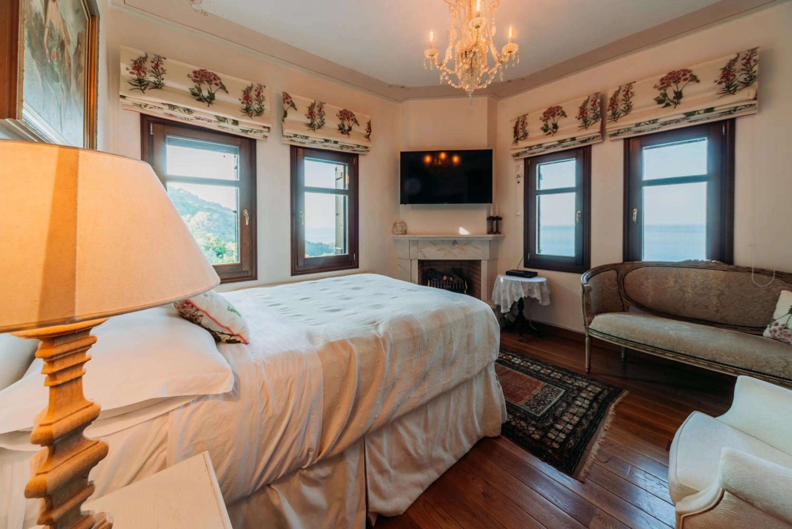 Bedroom, Bed in Elysian Luxury Villa Pelion