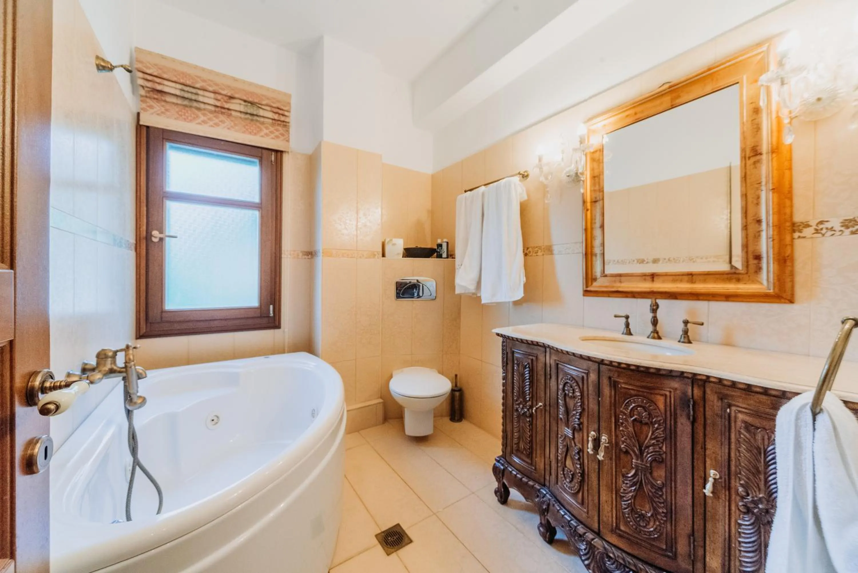 Bathroom in Elysian Luxury Villa Pelion