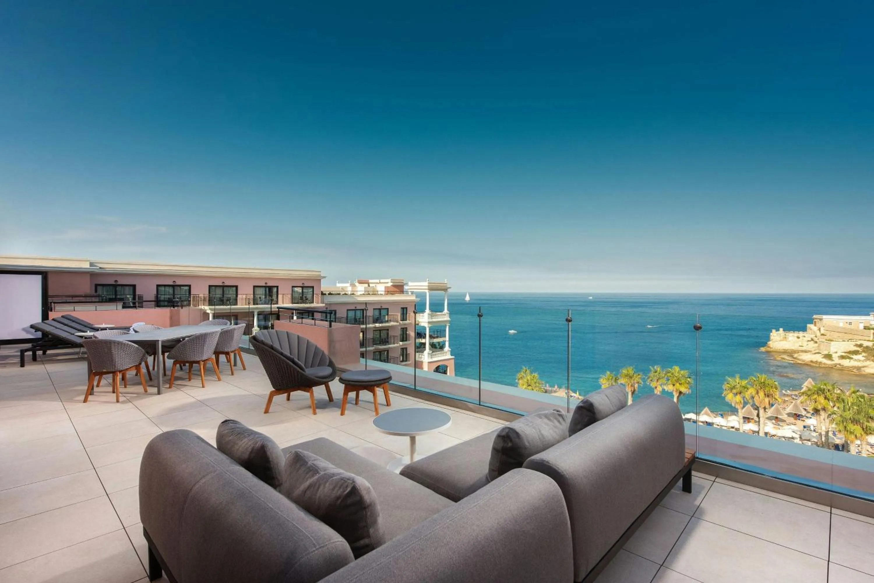 Photo of the whole room in The Westin Dragonara Resort, Malta