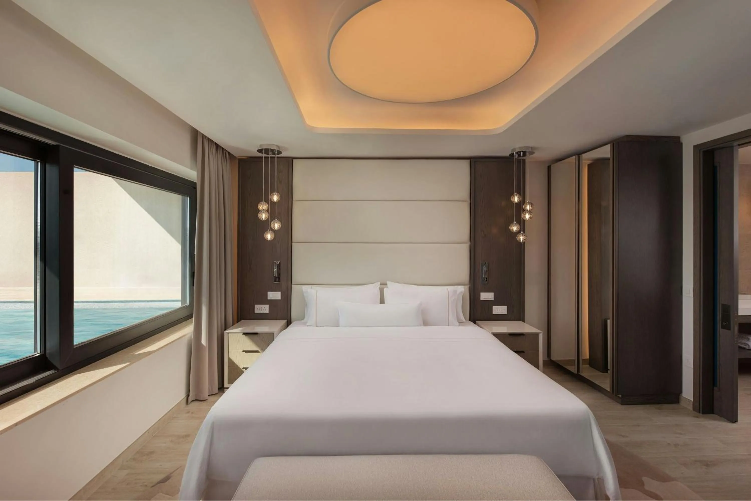 Bedroom, Bed in The Westin Dragonara Resort, Malta