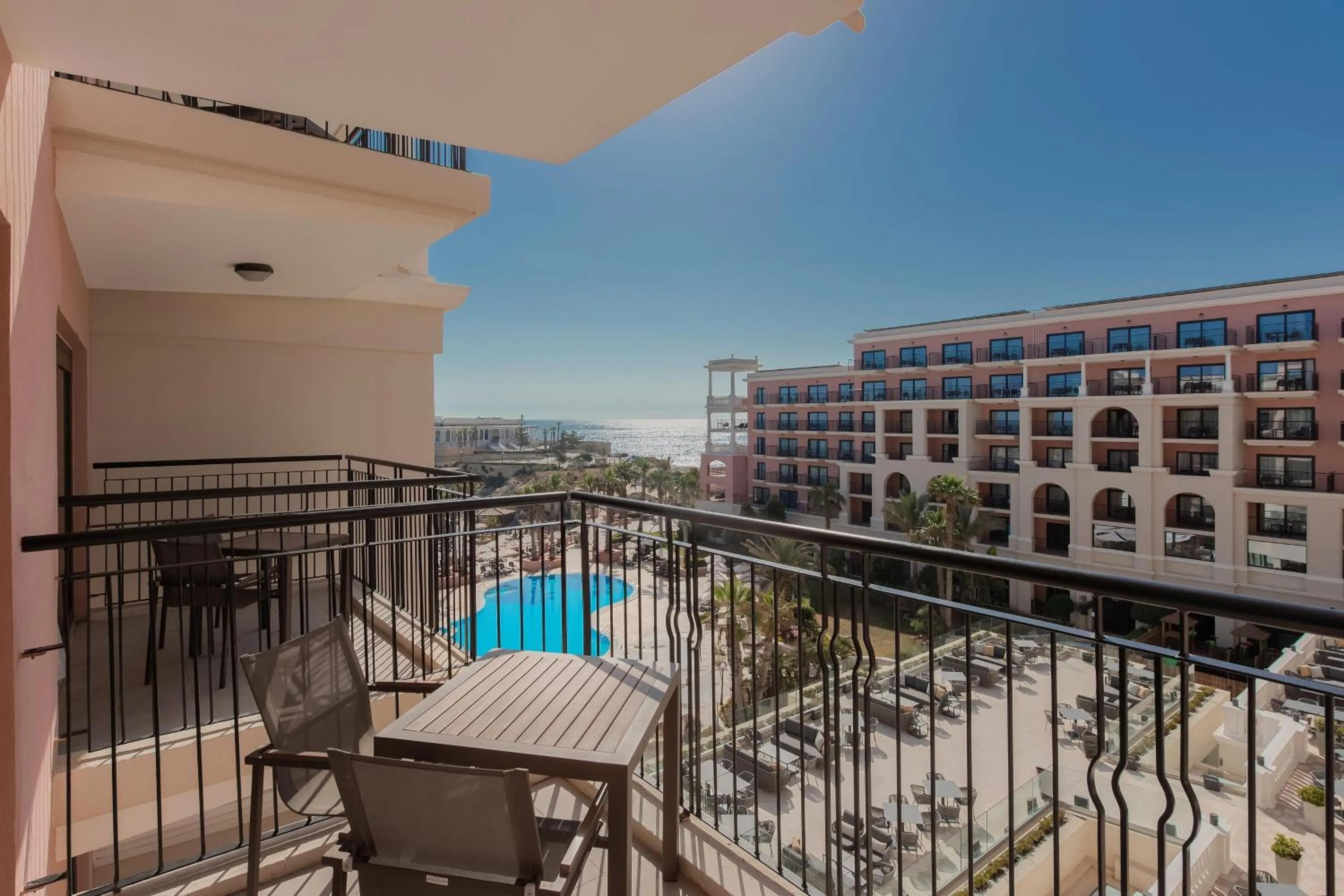 Photo of the whole room in The Westin Dragonara Resort, Malta