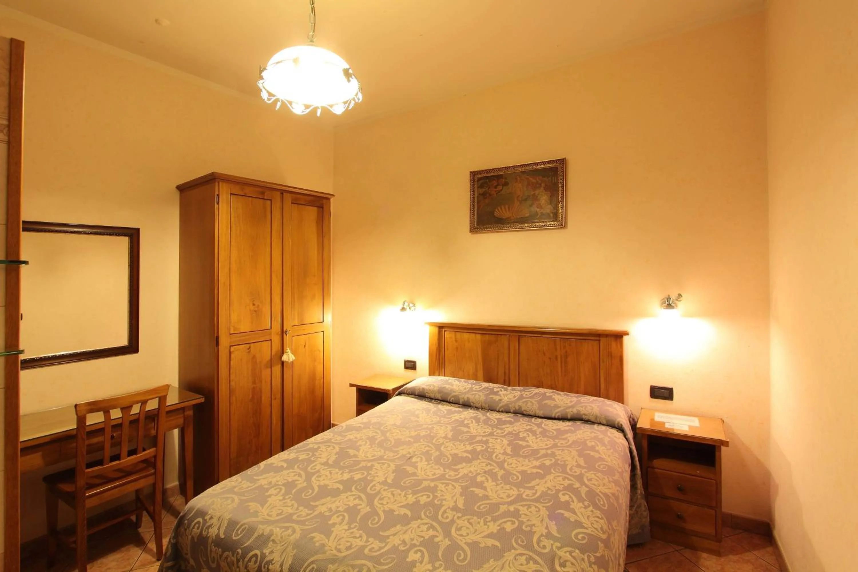 Bed in Hotel Margaret