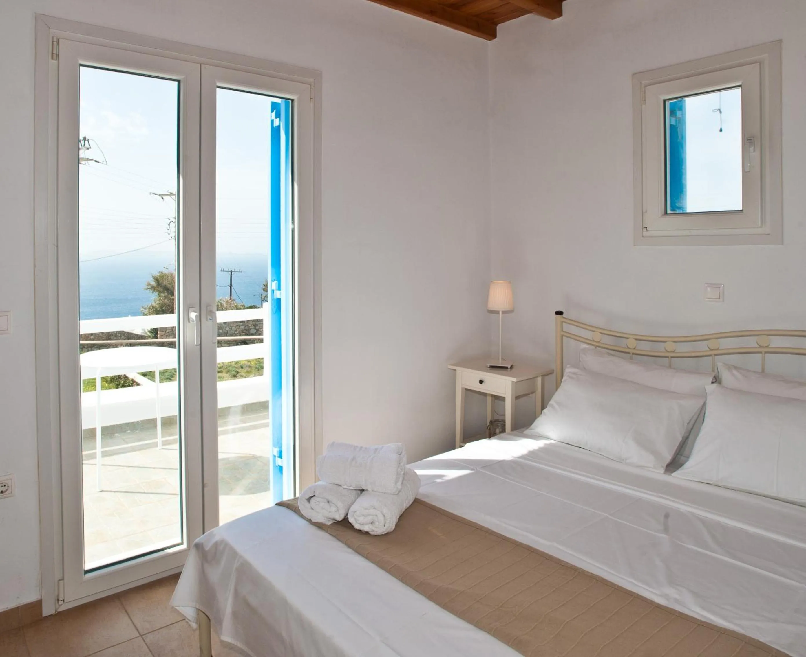 Balcony/Terrace, Bed in Sea Wind Villas and Suites