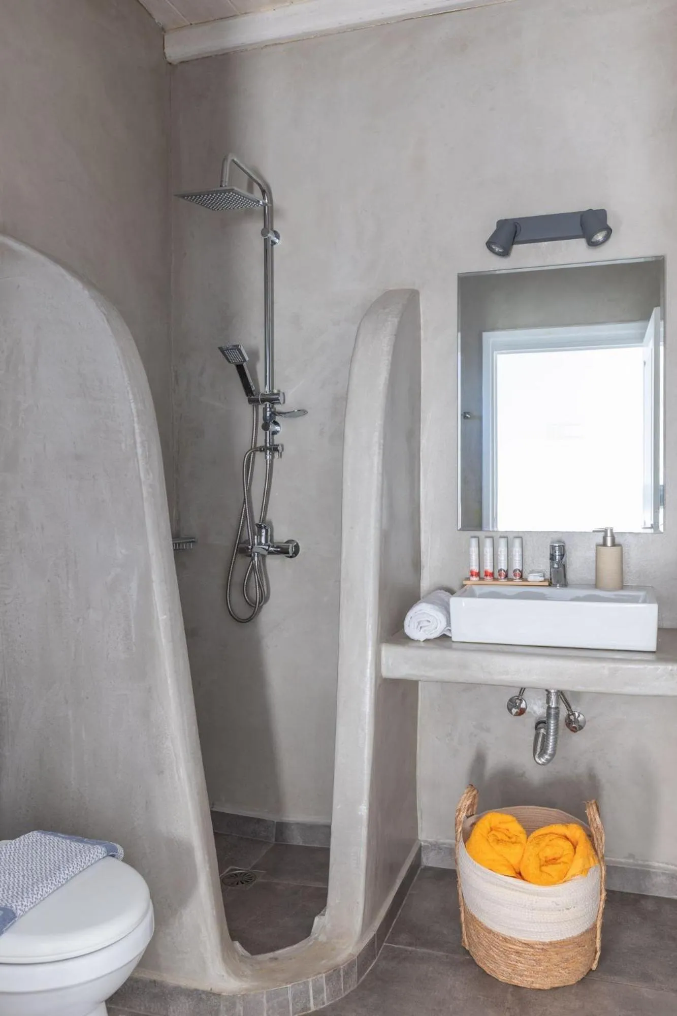 Shower in Sea Wind Villas and Suites