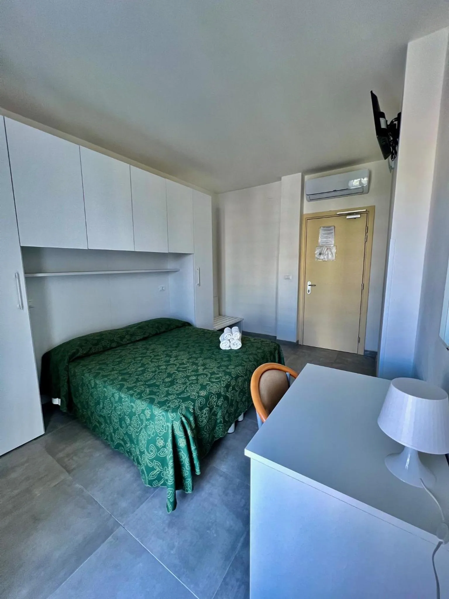 Bed in Hotel Terramare