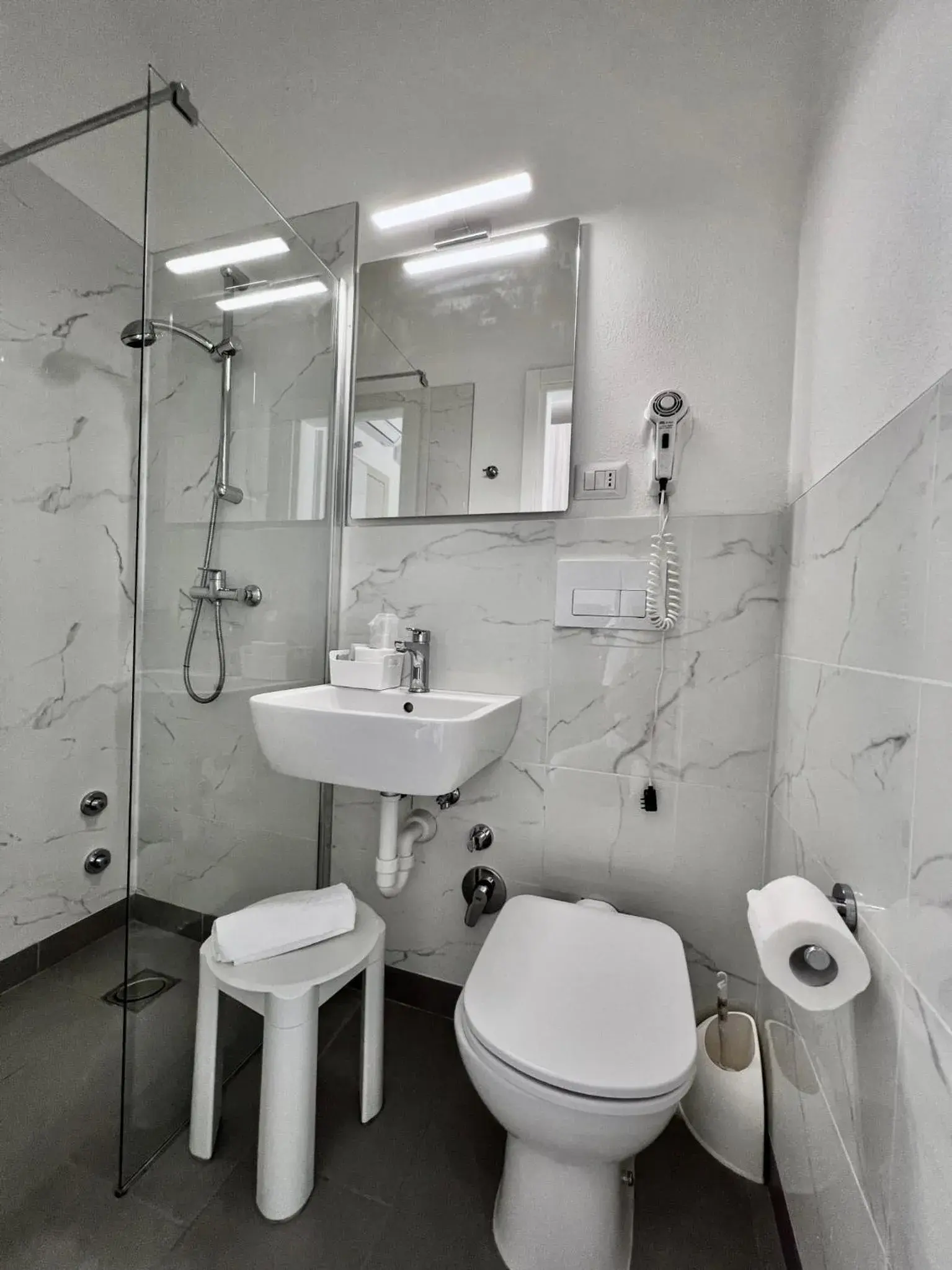 Single Room with Beach Access in Hotel Terramare Single Room with Beach Access in Hotel Terramare