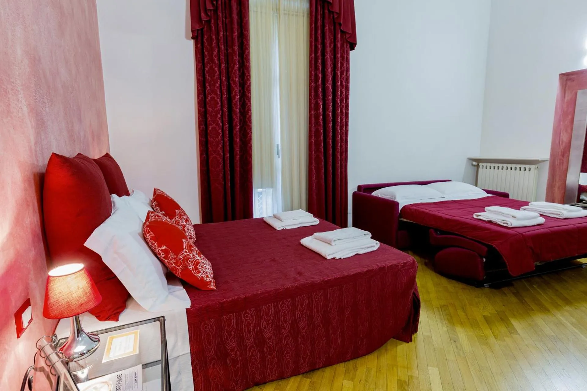 Bed in La Locandiera B&B