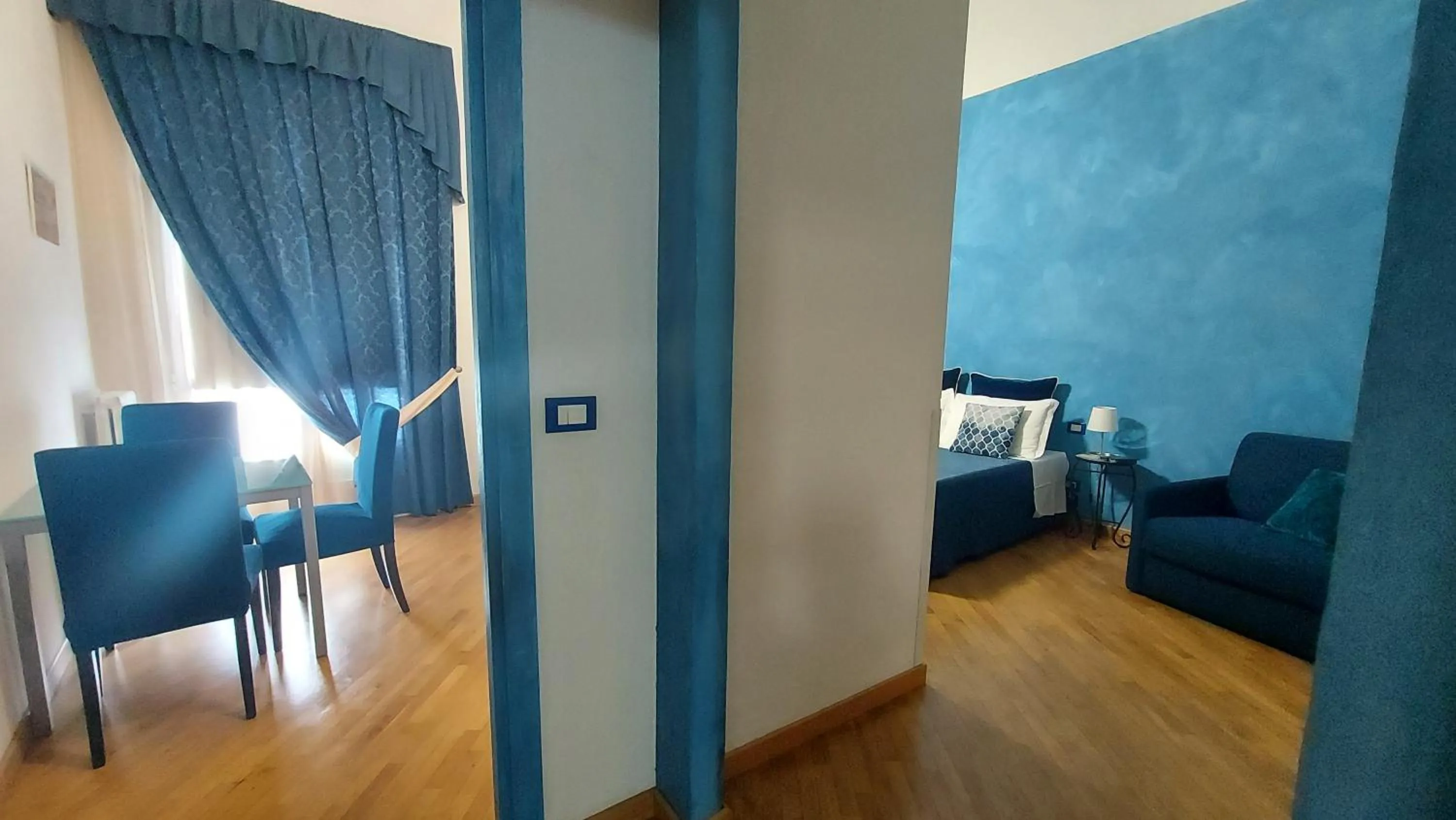 Bedroom, Bed in La Locandiera B&B