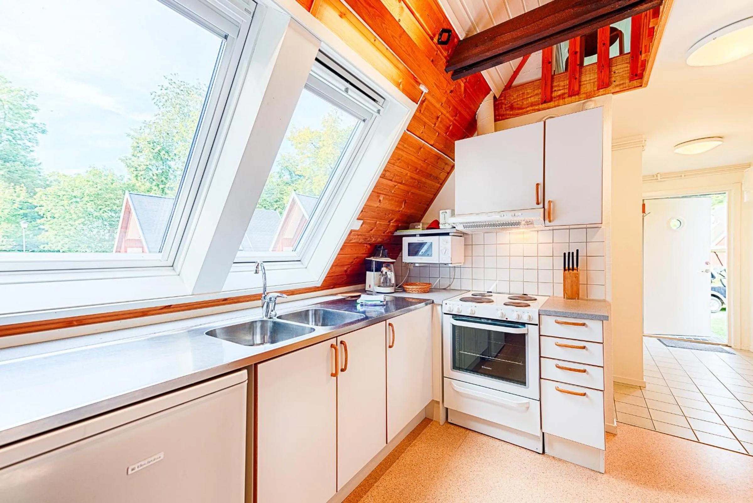 Kitchen or kitchenette in Borstahusen Campingresort