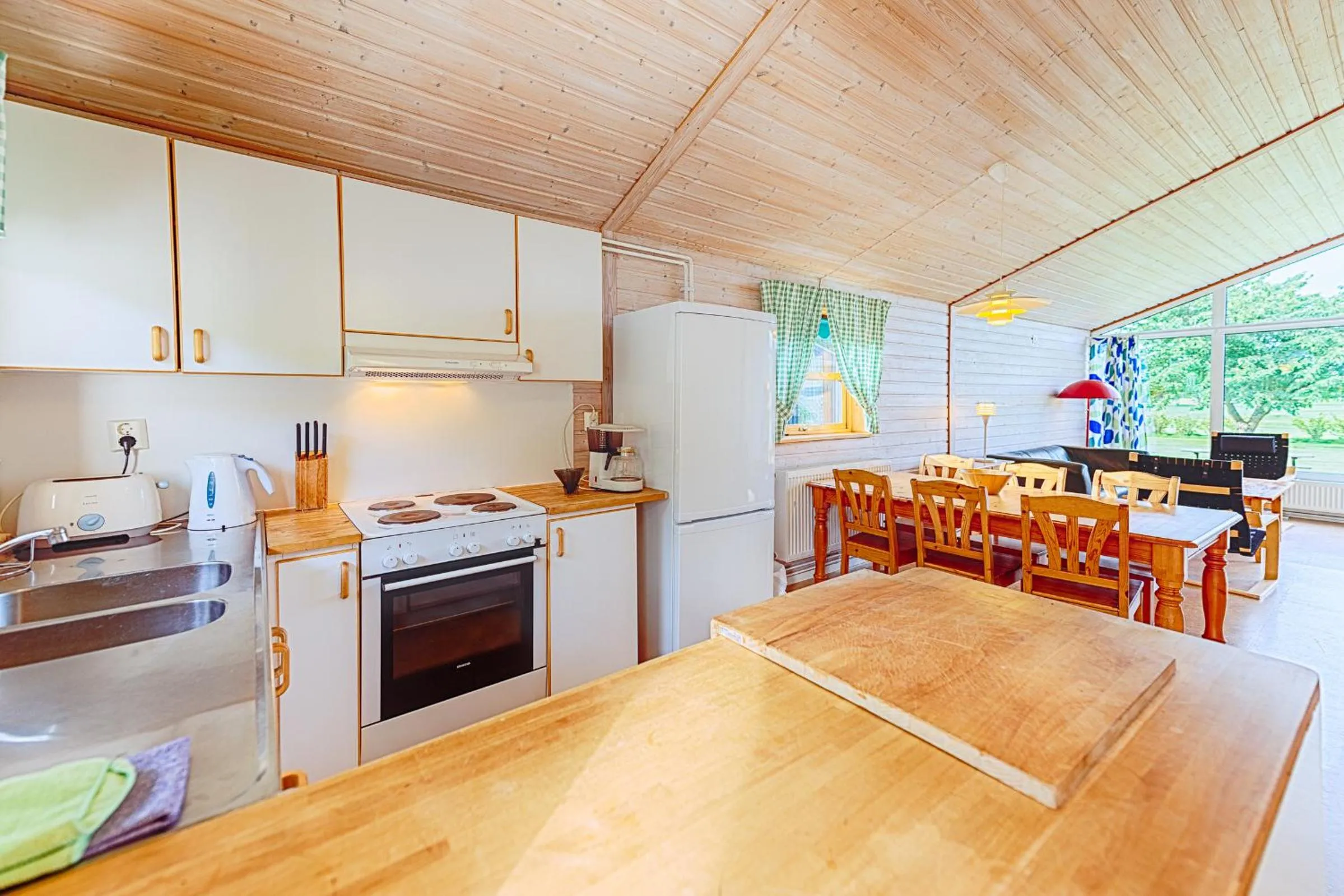 Kitchen or kitchenette in Borstahusen Campingresort