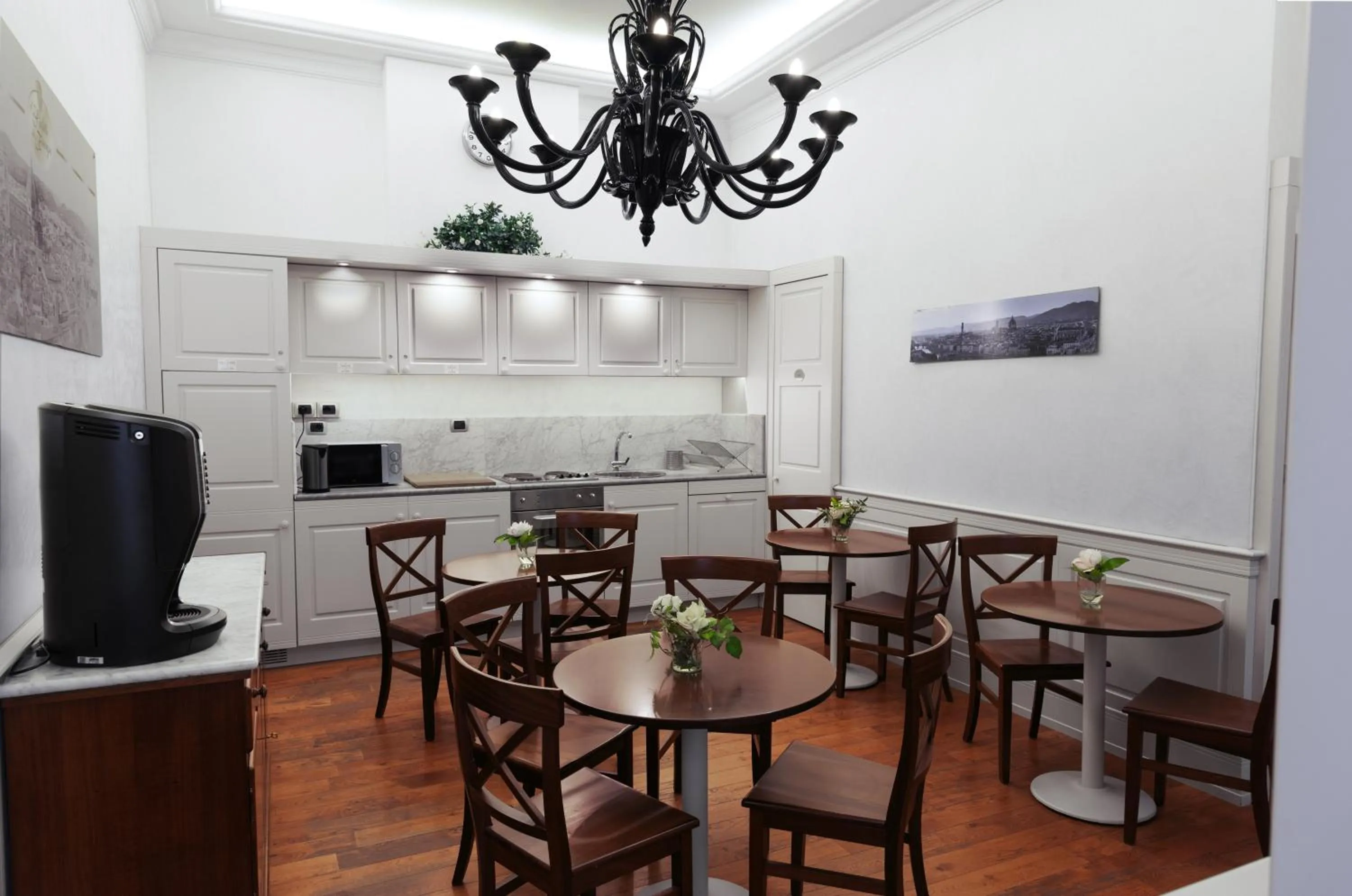 Communal kitchen in Il Salotto Di Firenze