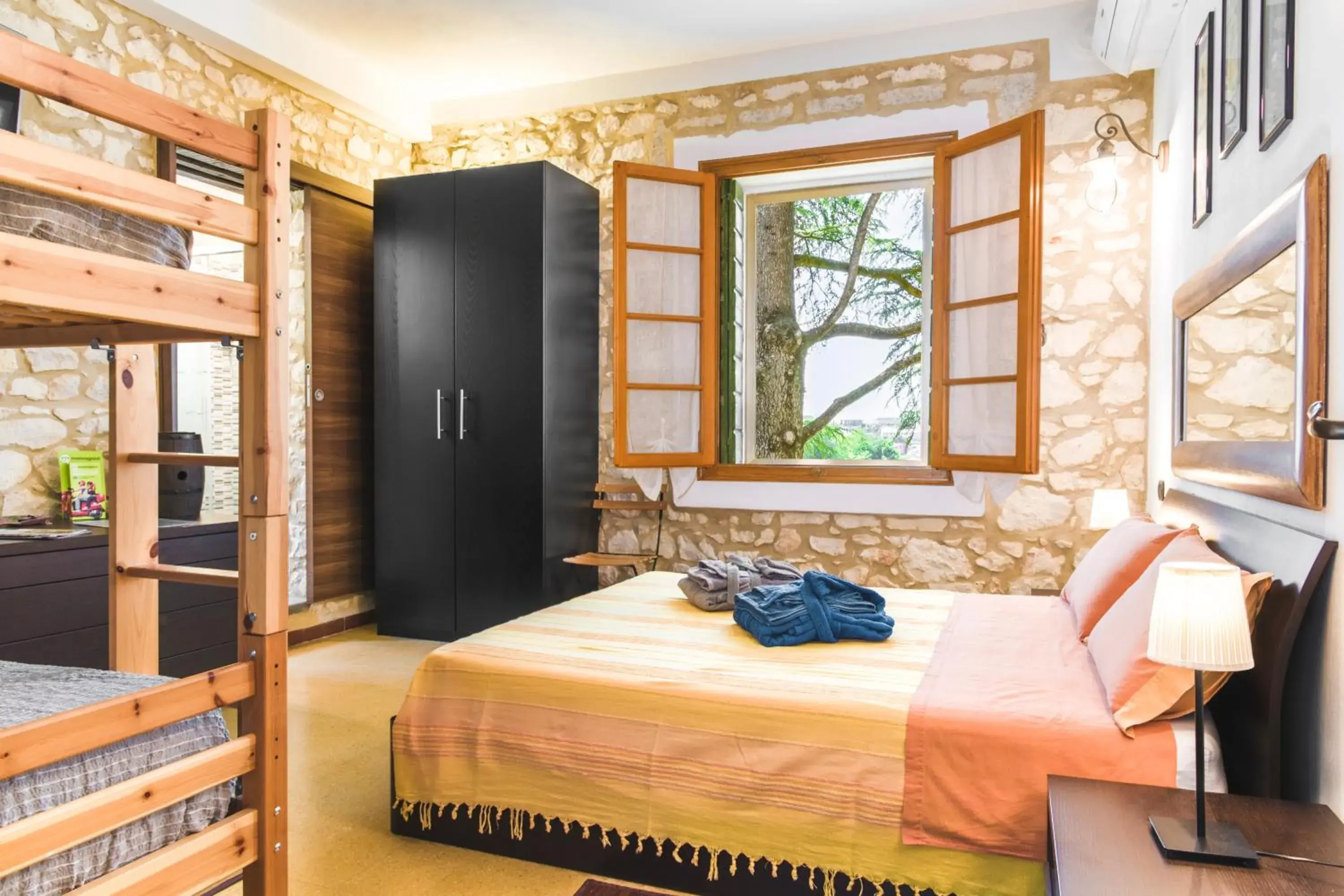 Double Room with Private Bathroom in Relais des Roches Double Room with Private Bathroom in Relais des Roches