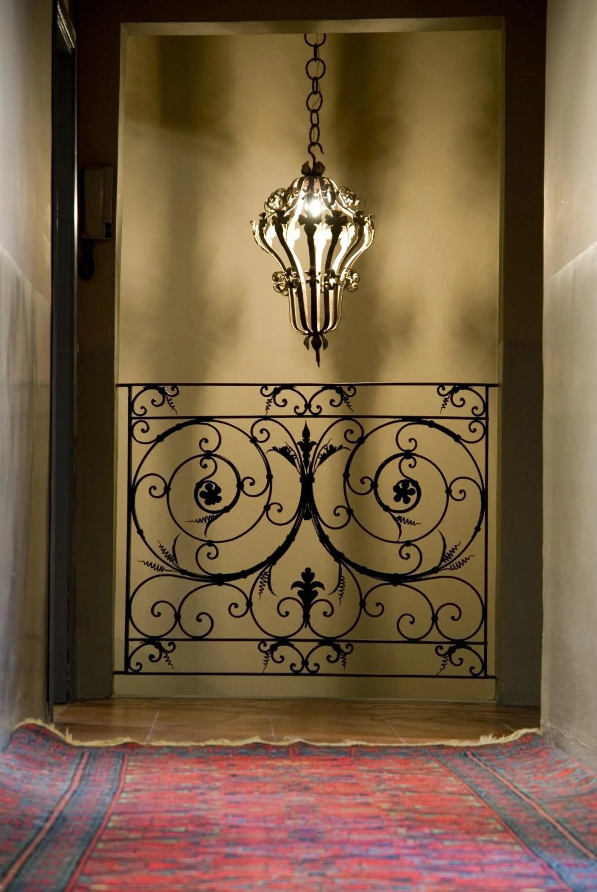 Decorative detail in N4U Guest House Florence