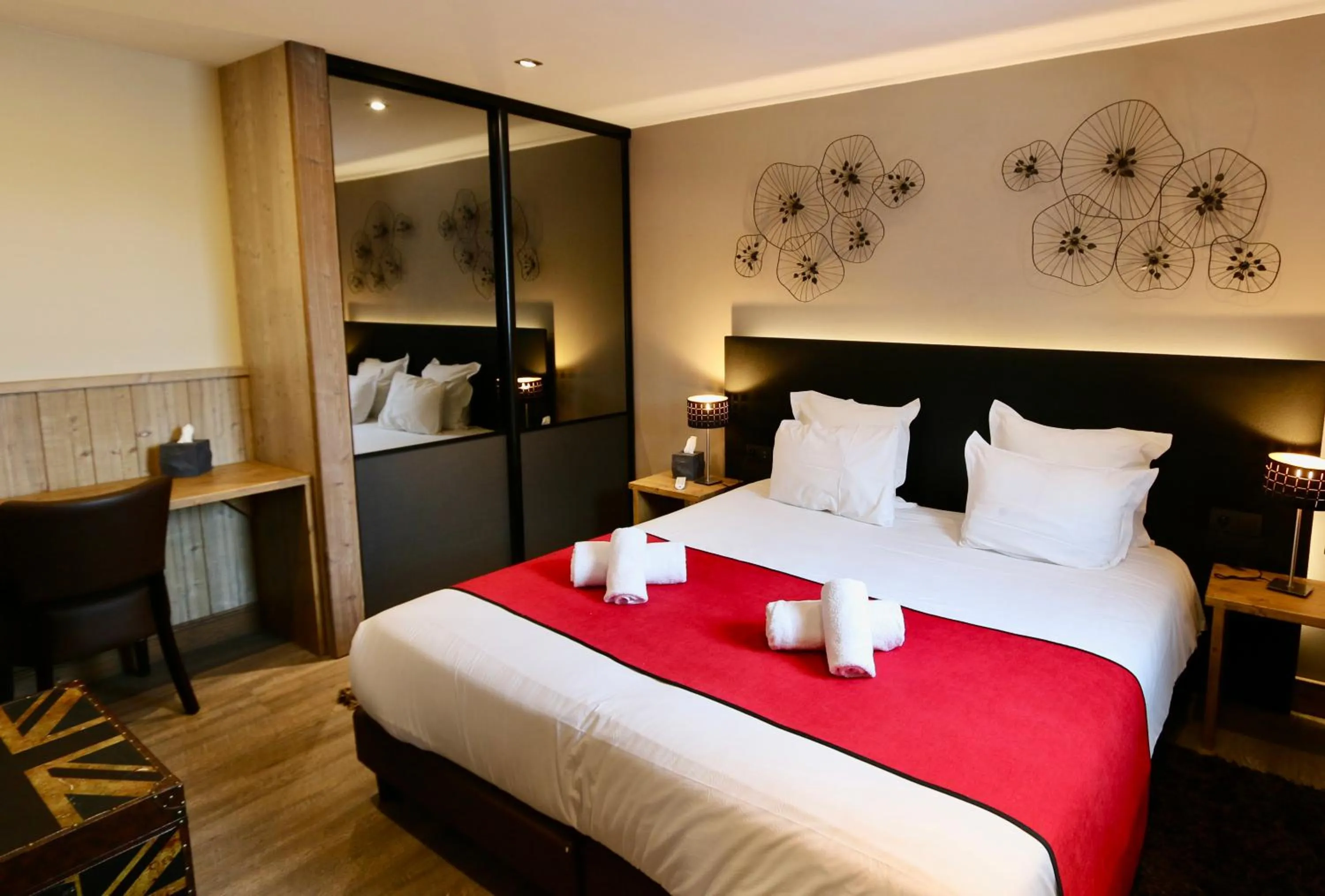 Bed in Hotel Edelweiss