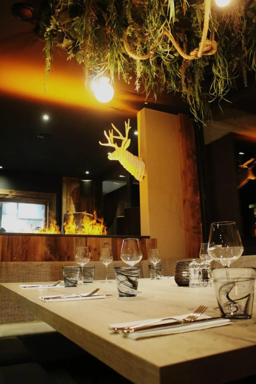 Restaurant/places to eat in Hotel Edelweiss