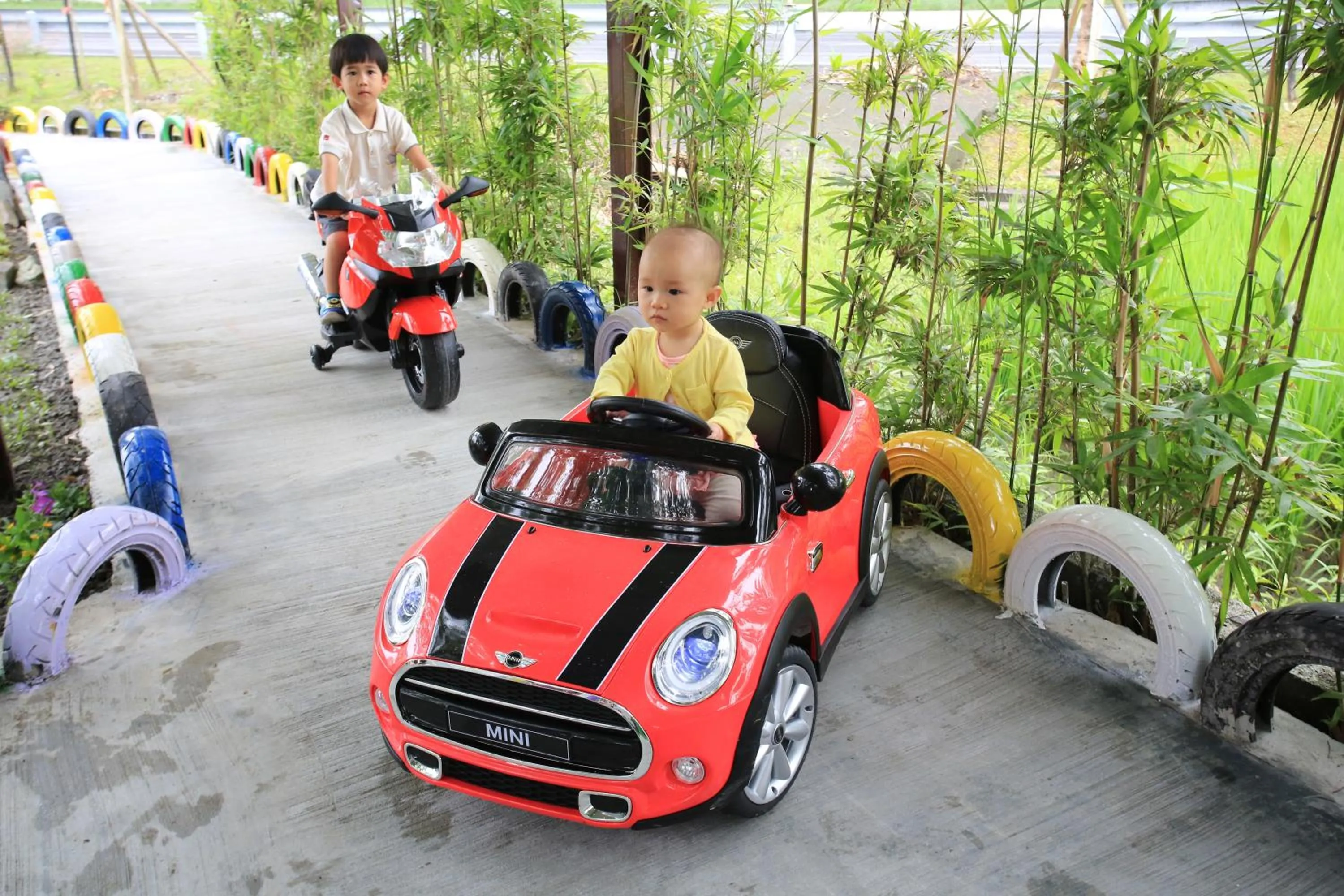 Children play ground in Sweetheart Homestay