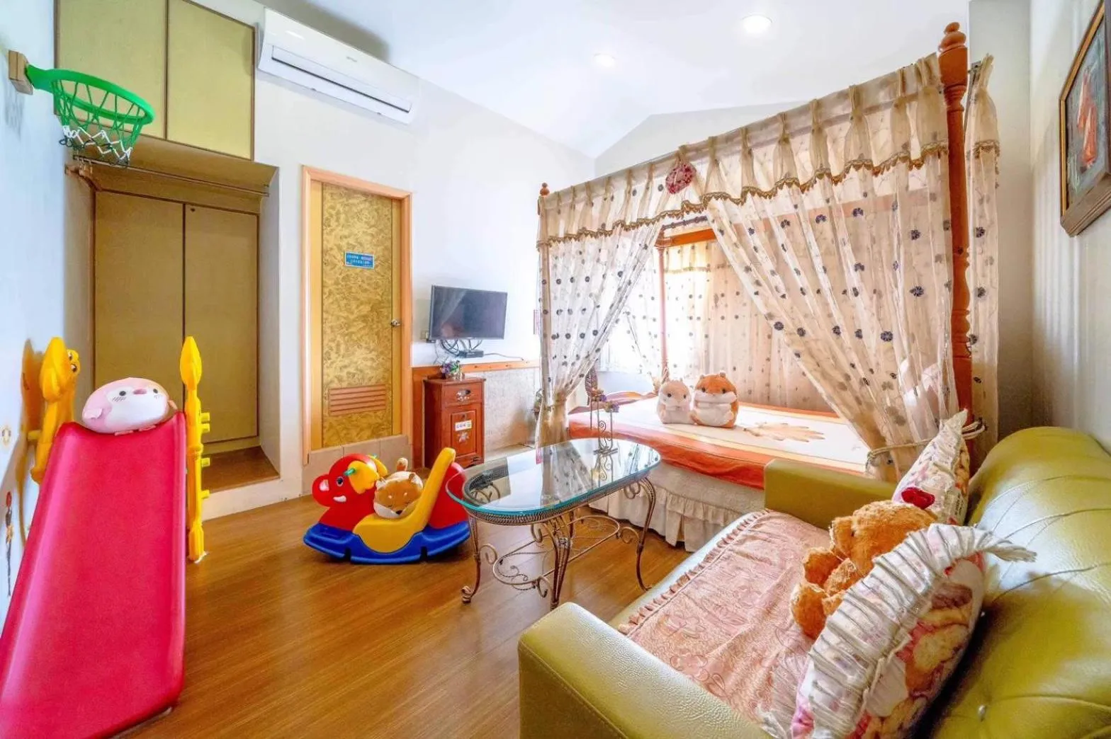 Photo of the whole room in Sweetheart Homestay