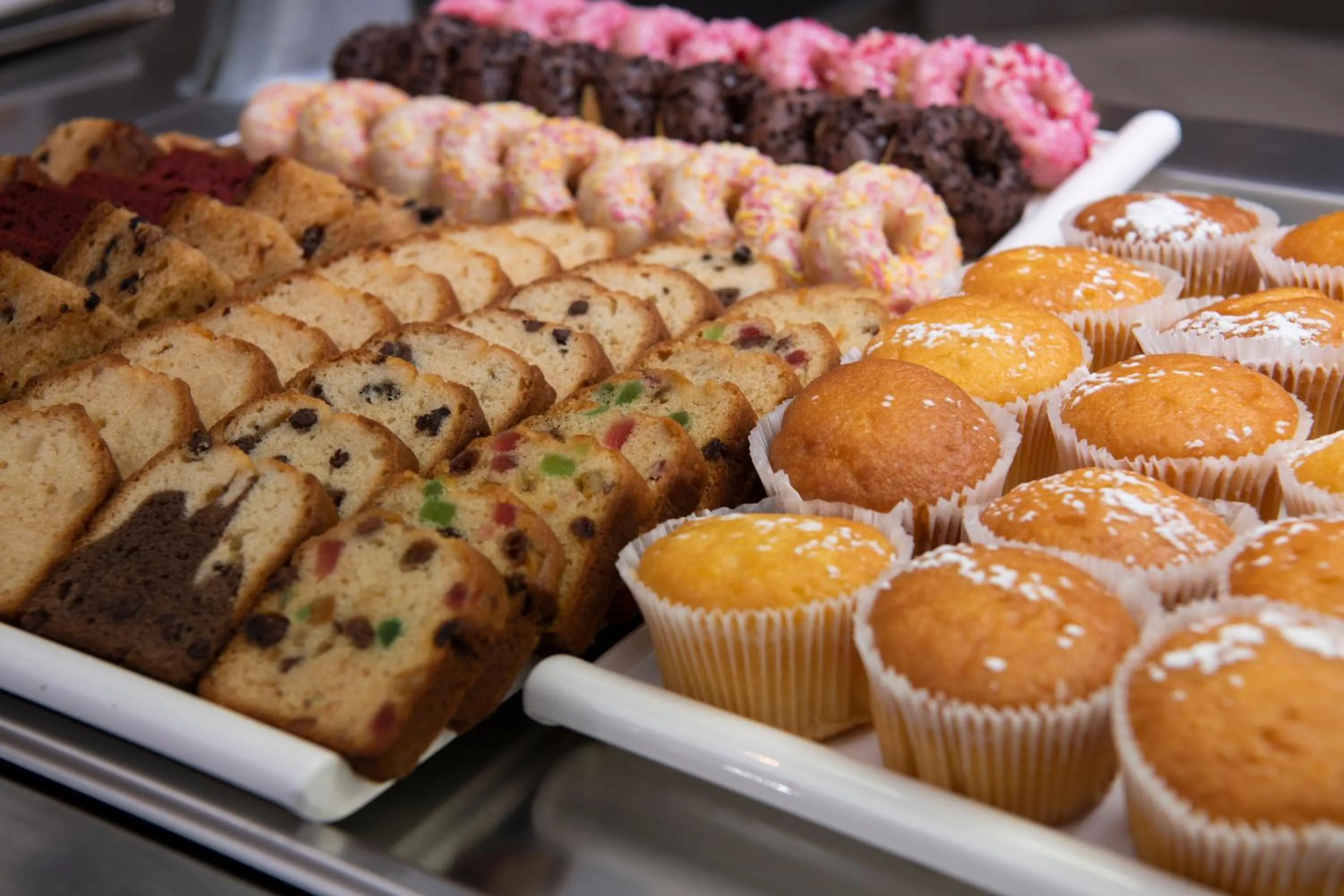 Restaurant/places to eat in Plaza Regency Hotels