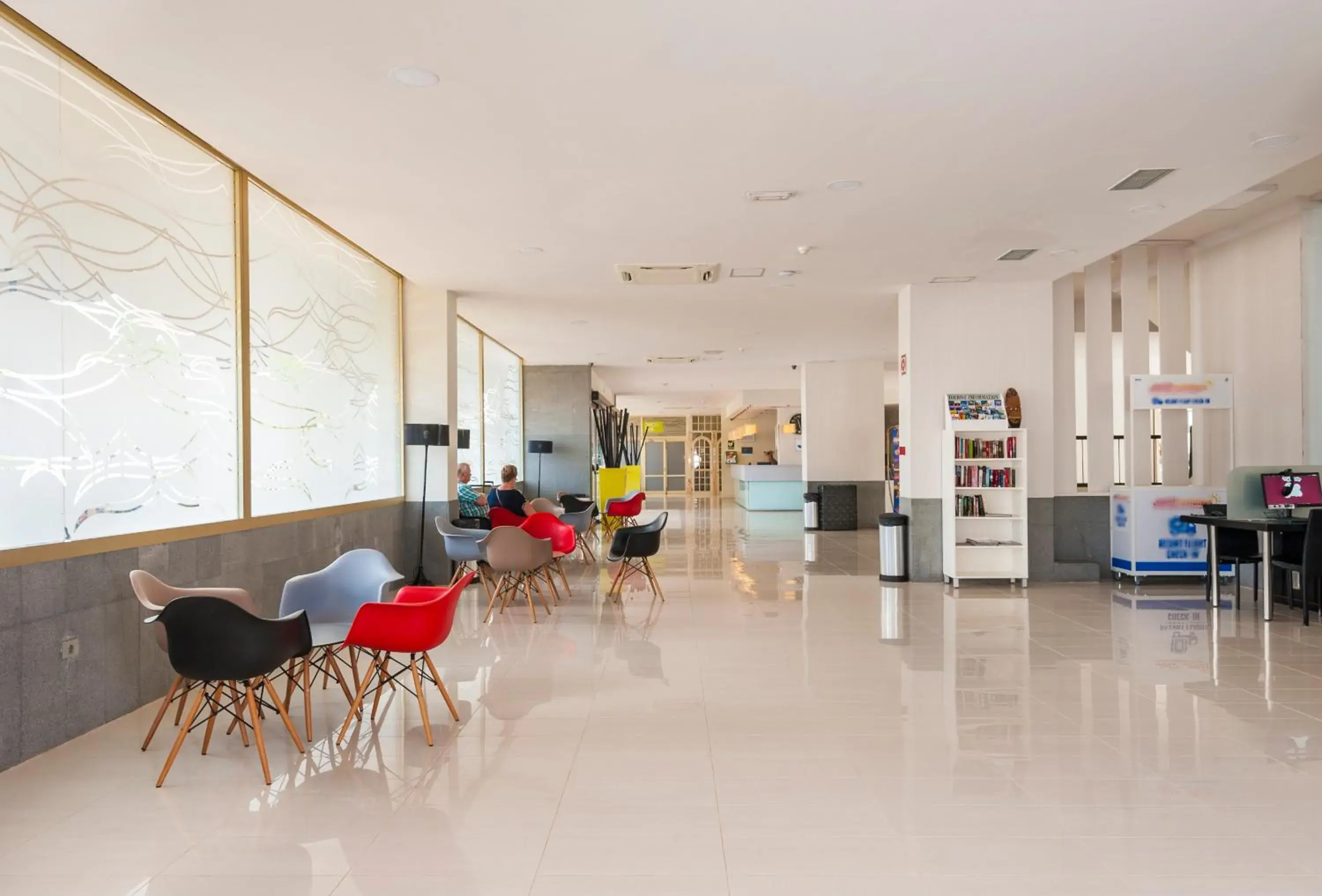 Lobby or reception in Kn Aparthotel Columbus Lobby or reception in Kn Aparthotel Columbus