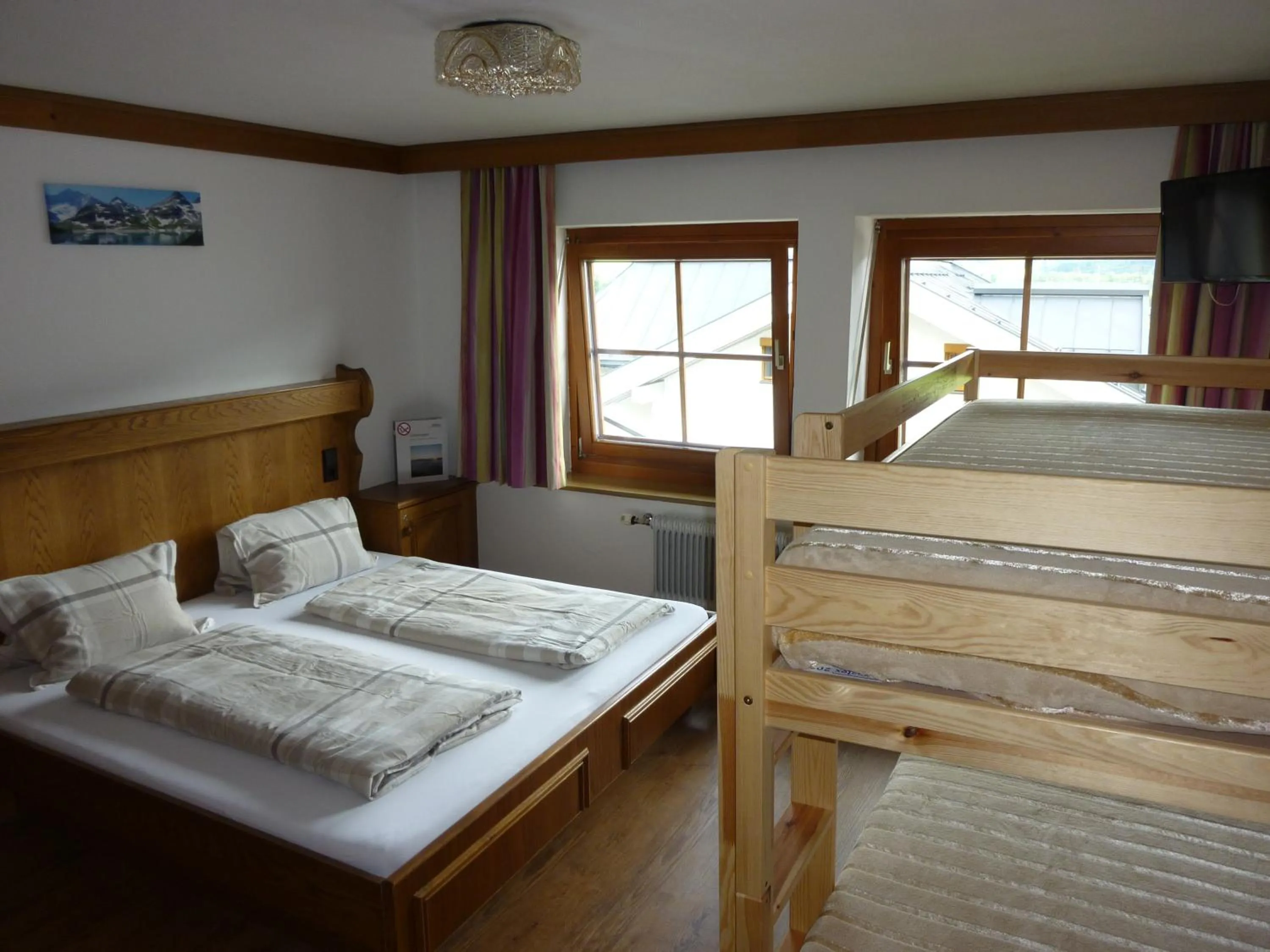 Bed in Pension zu Hause