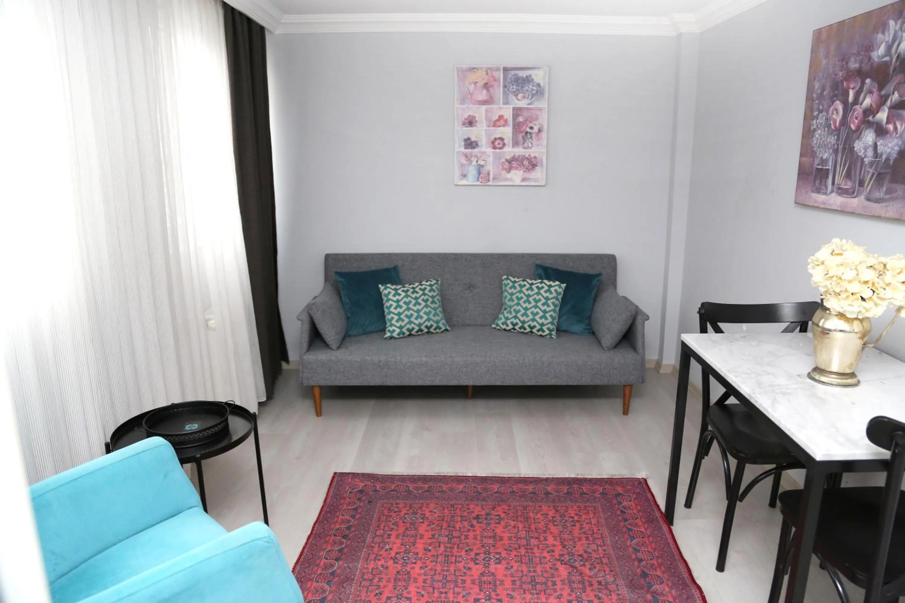 Seating area in Ditto Flats