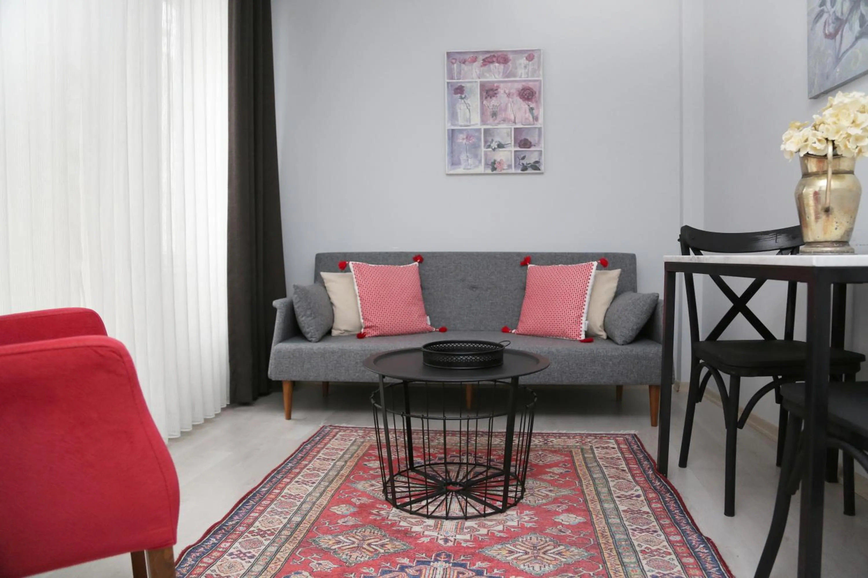 Dining area in Ditto Flats