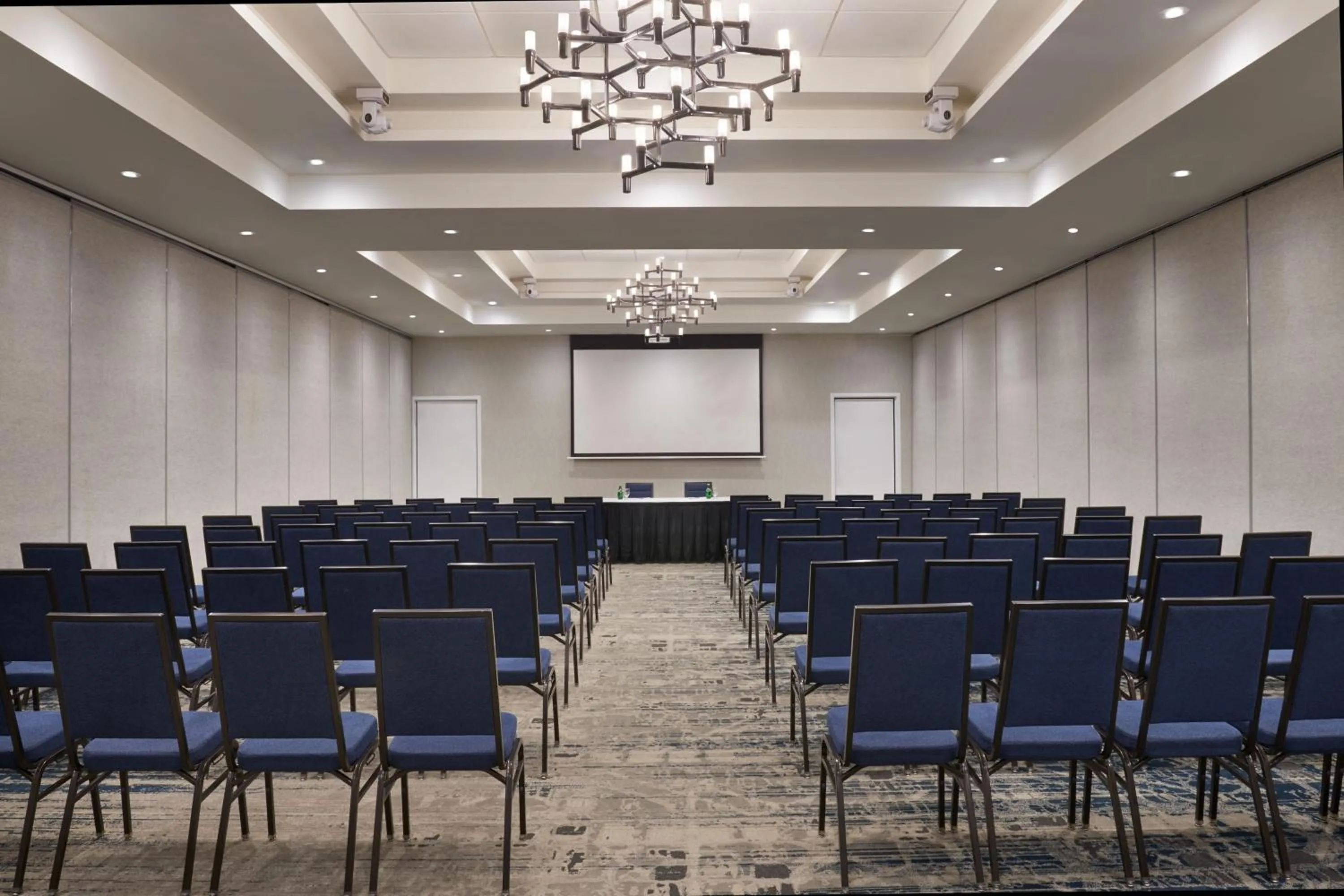Meeting/conference room in Sunbridge Hotel & Conference Centre Sarnia