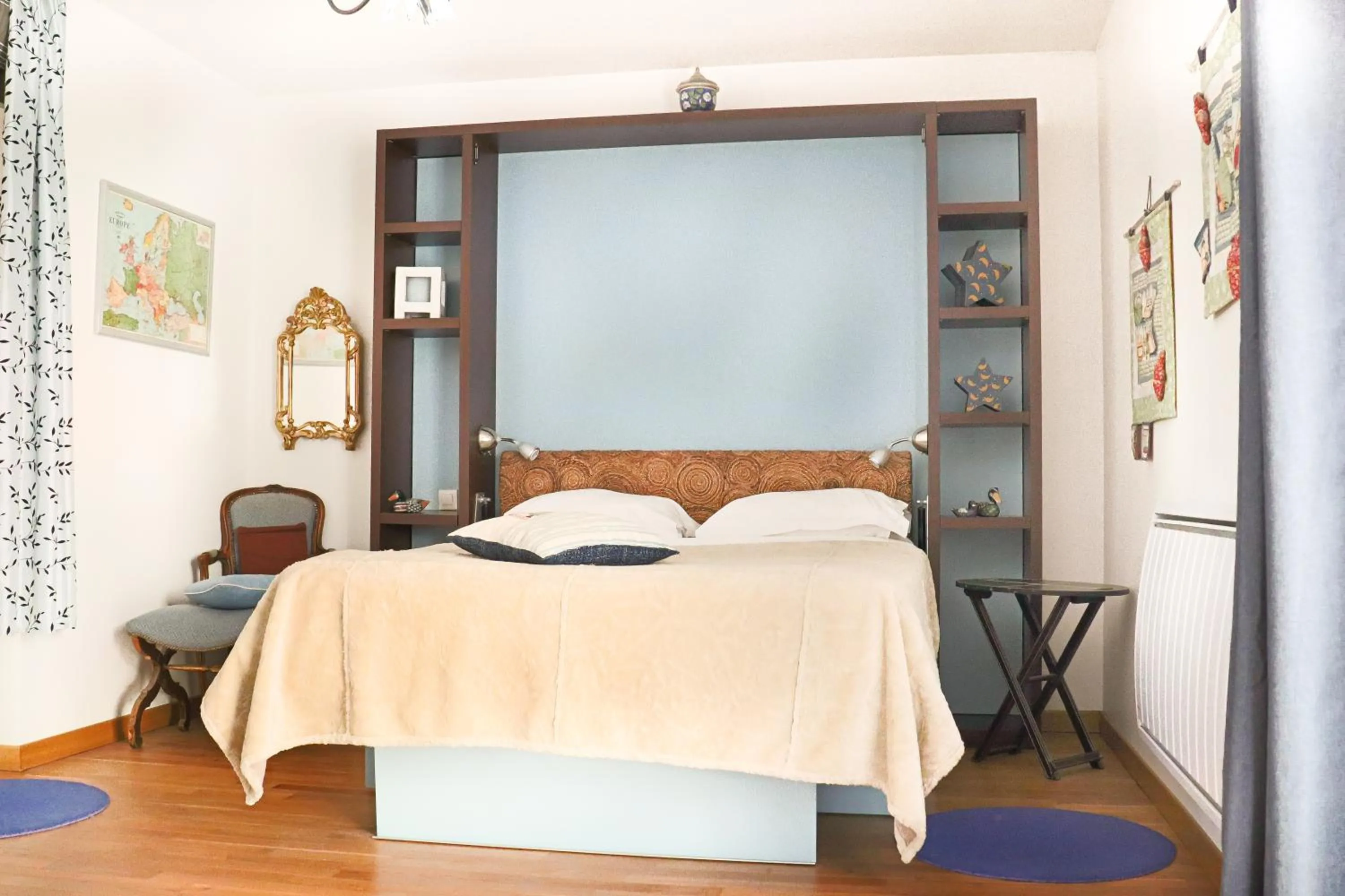 Bedroom, Bed in Logis Hôtel La Villa Boucicaut